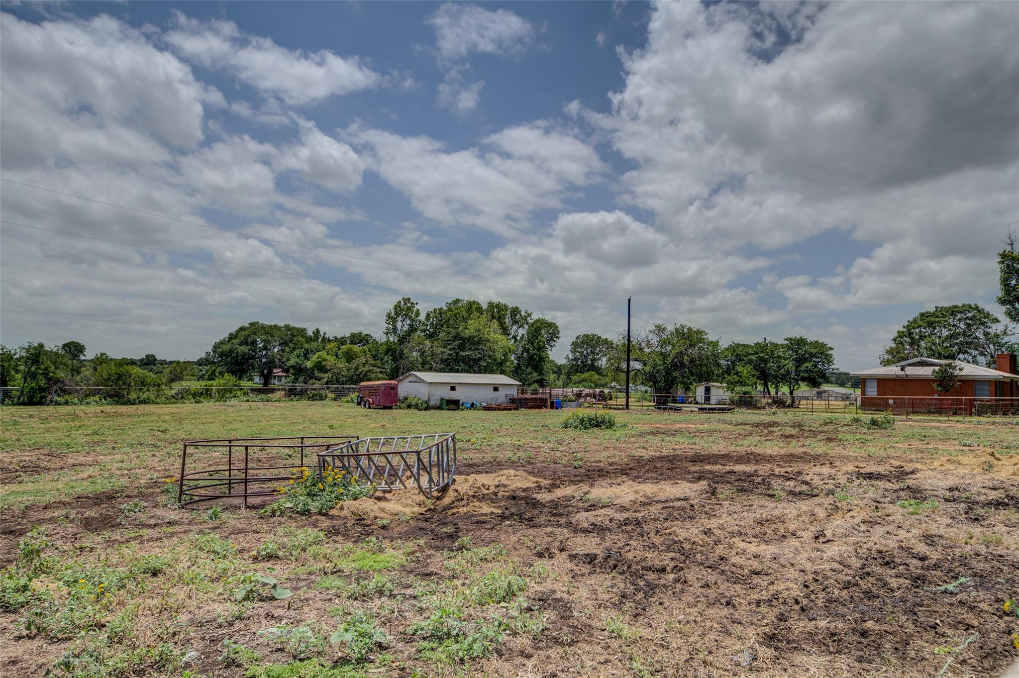 main property photo 15