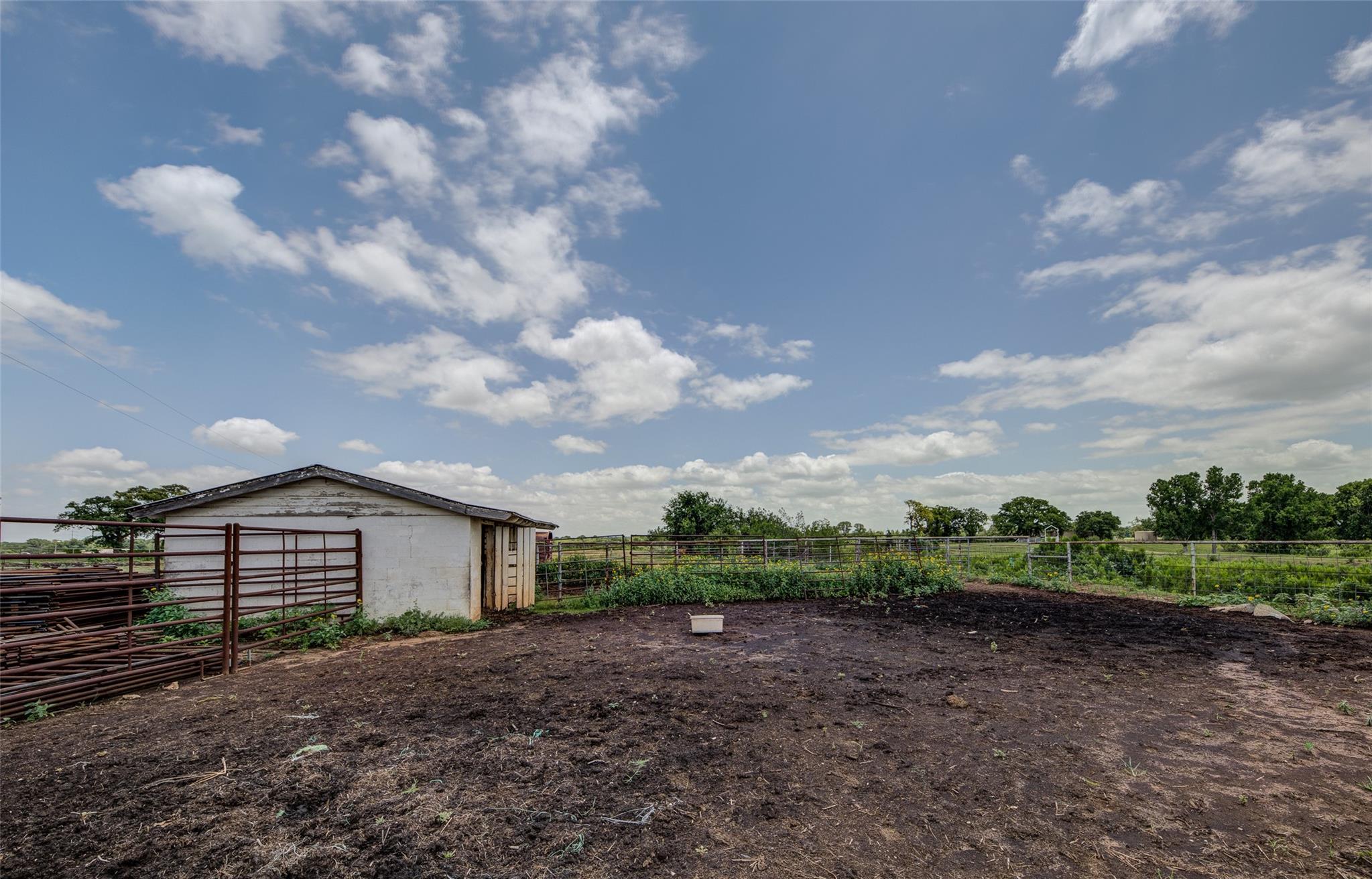 main property photo 24