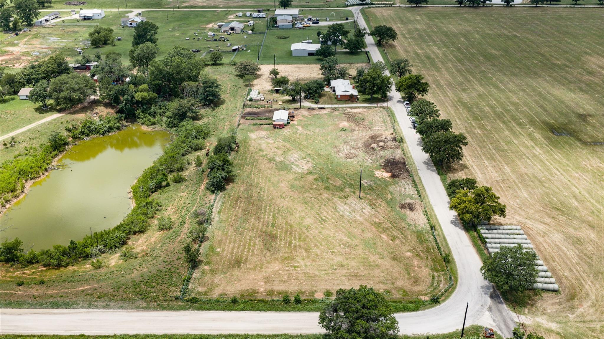 main property photo 25