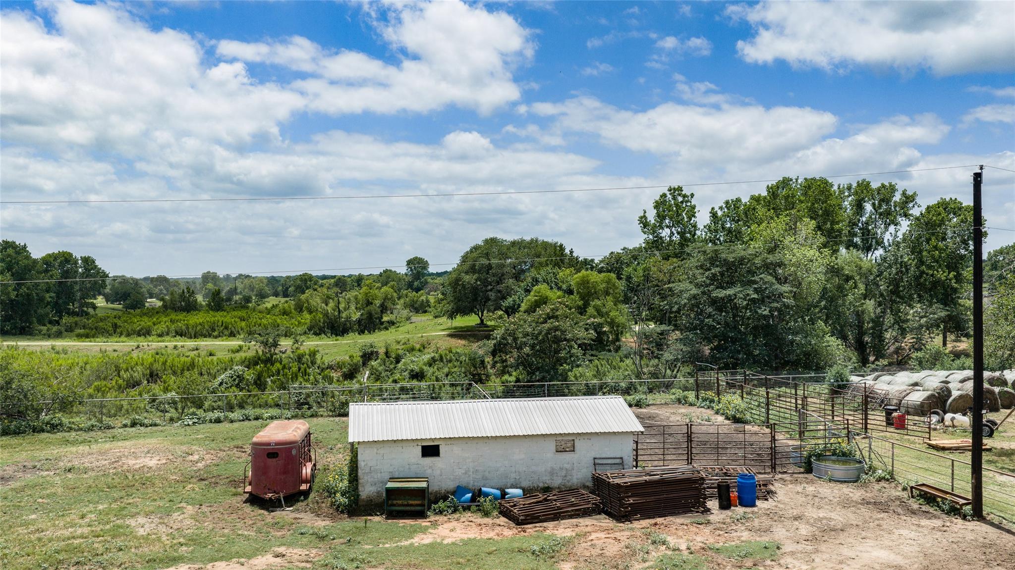 main property photo 35