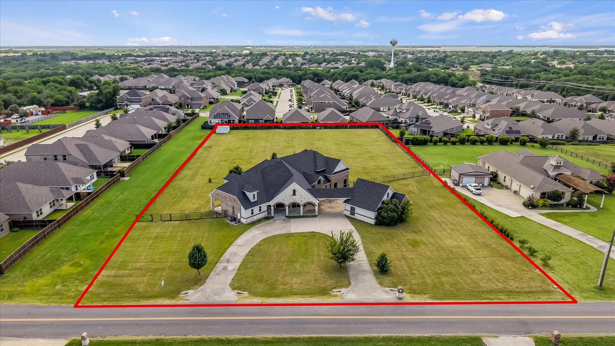 main property photo 34