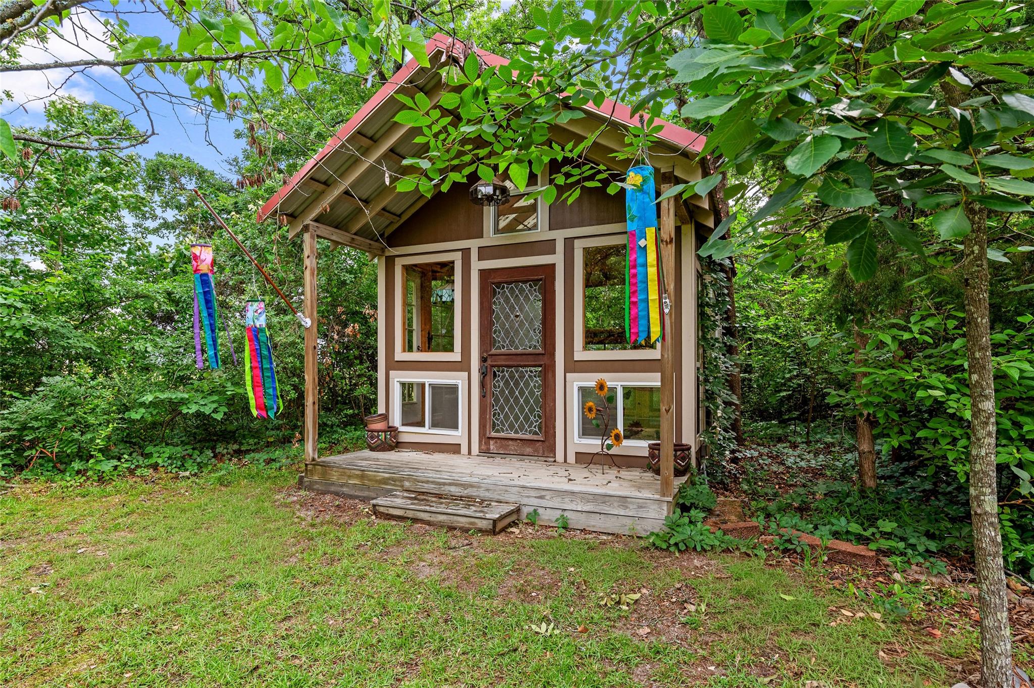 main property photo 31