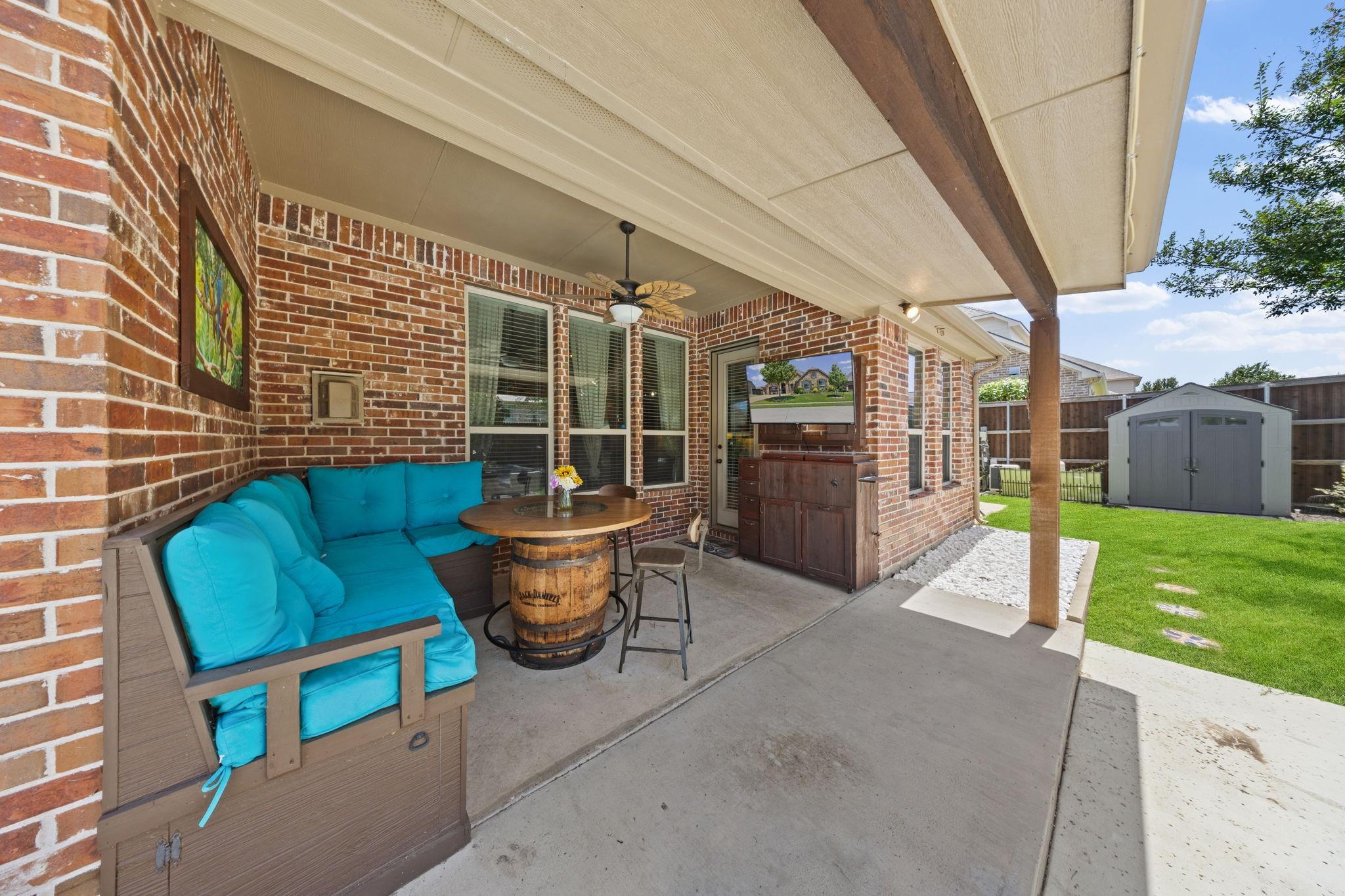 main property photo 27