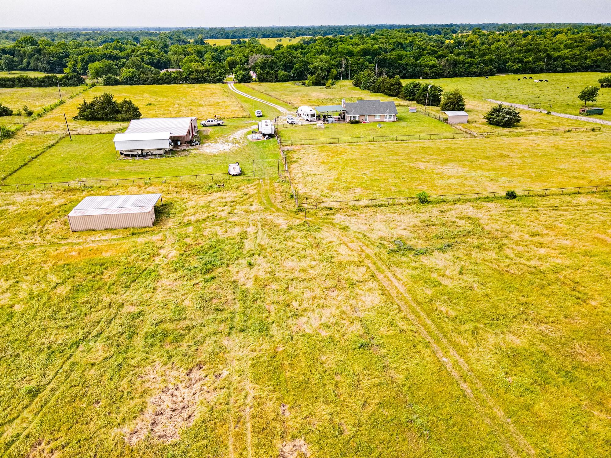 main property photo 34
