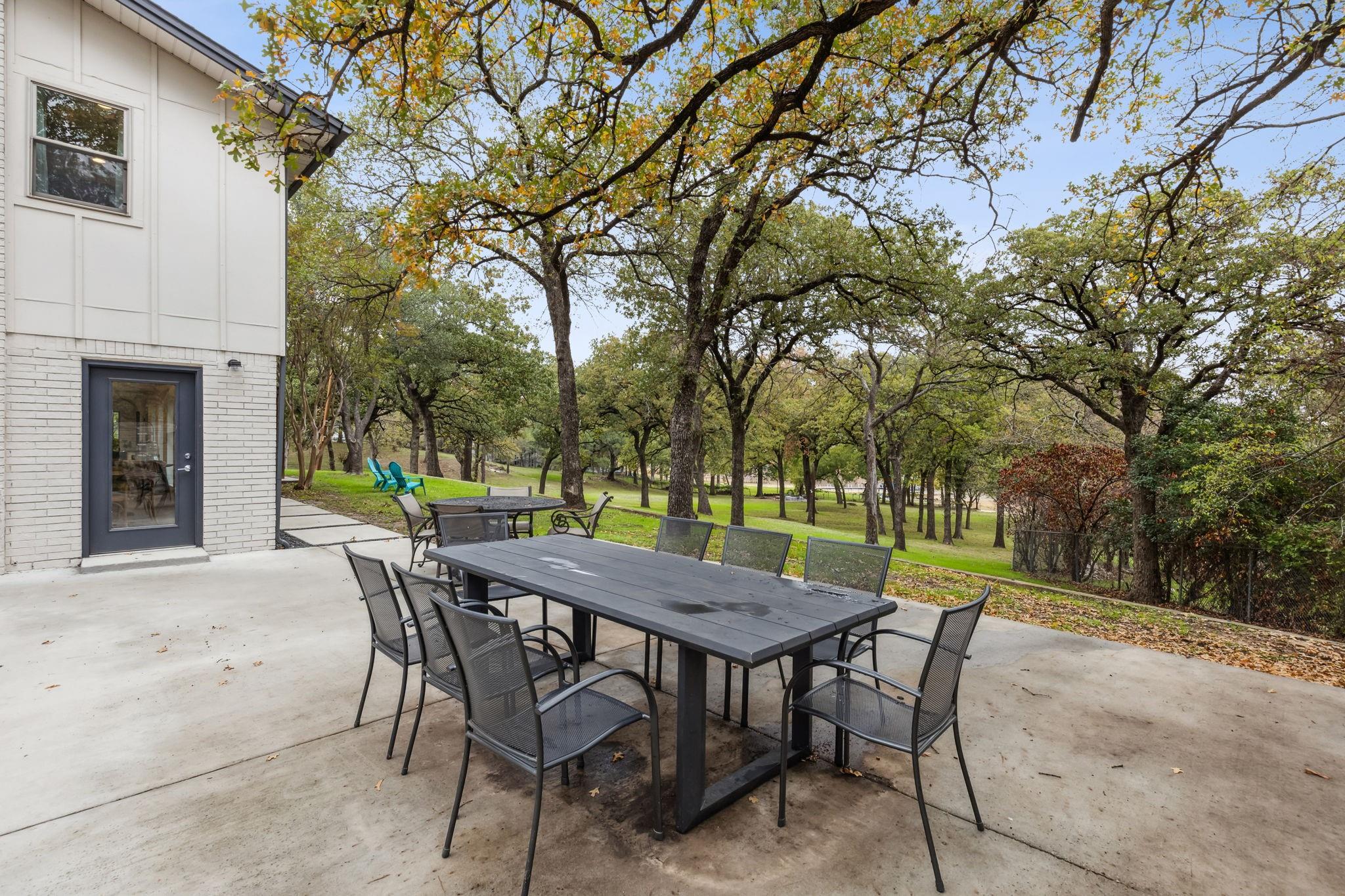 main property photo 29