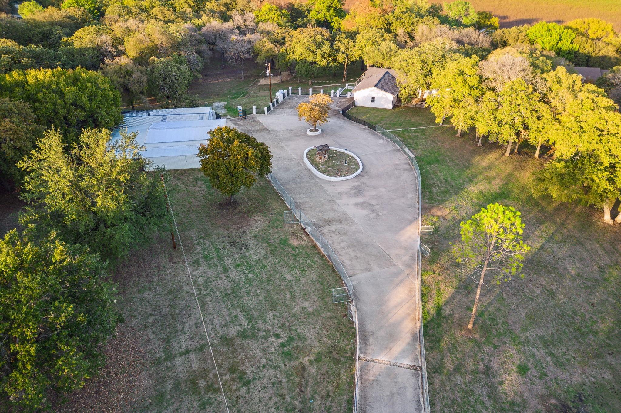 main property photo 34