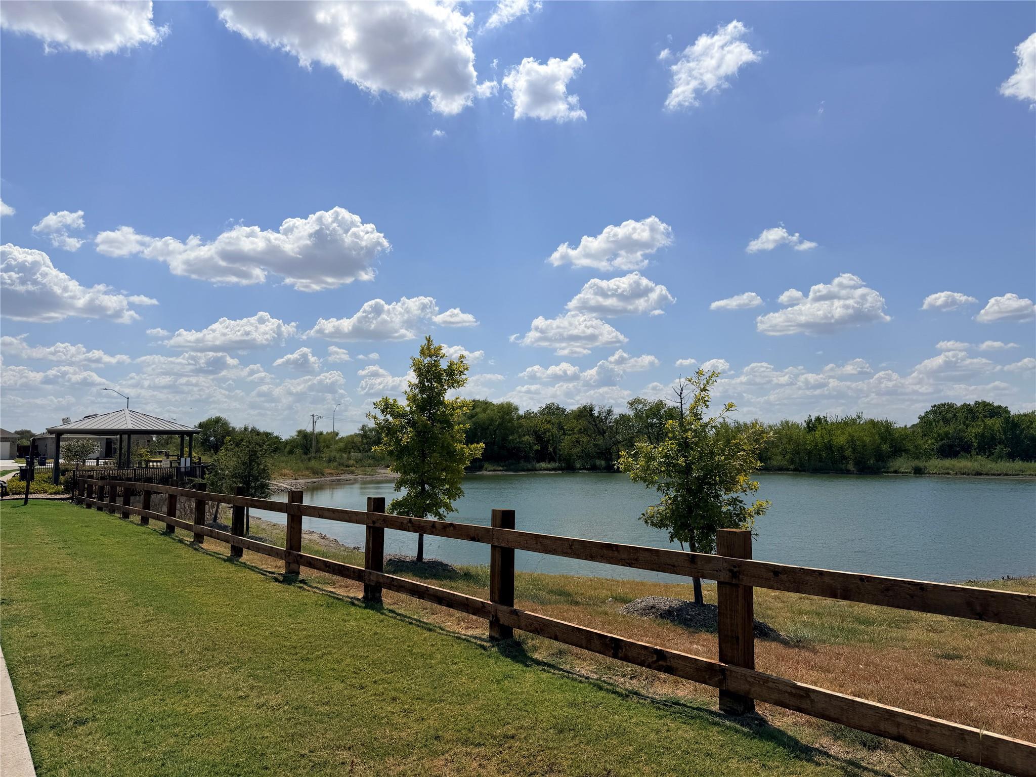 main property photo 26