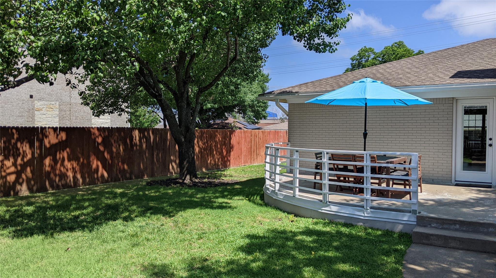 main property photo 27