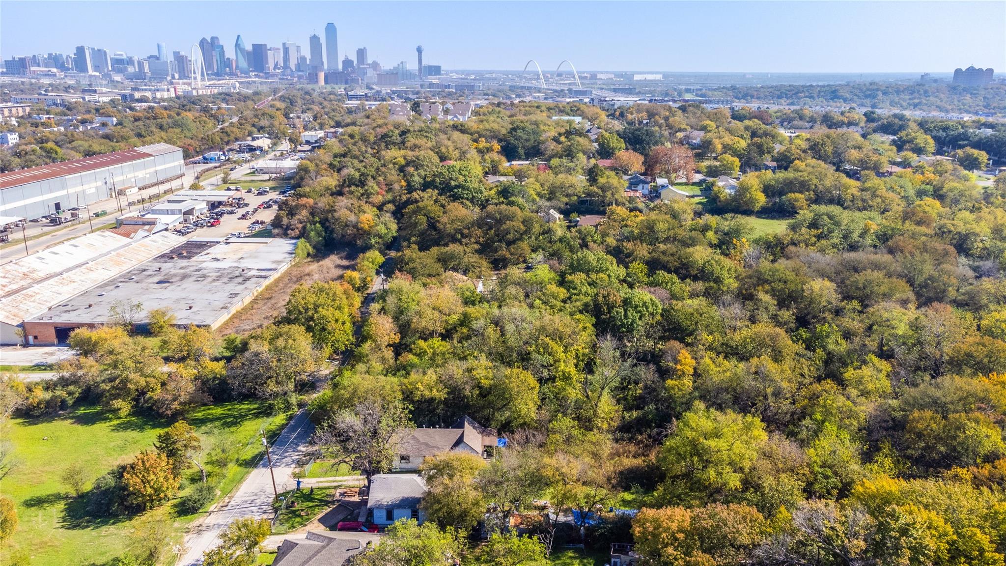 main property photo 16