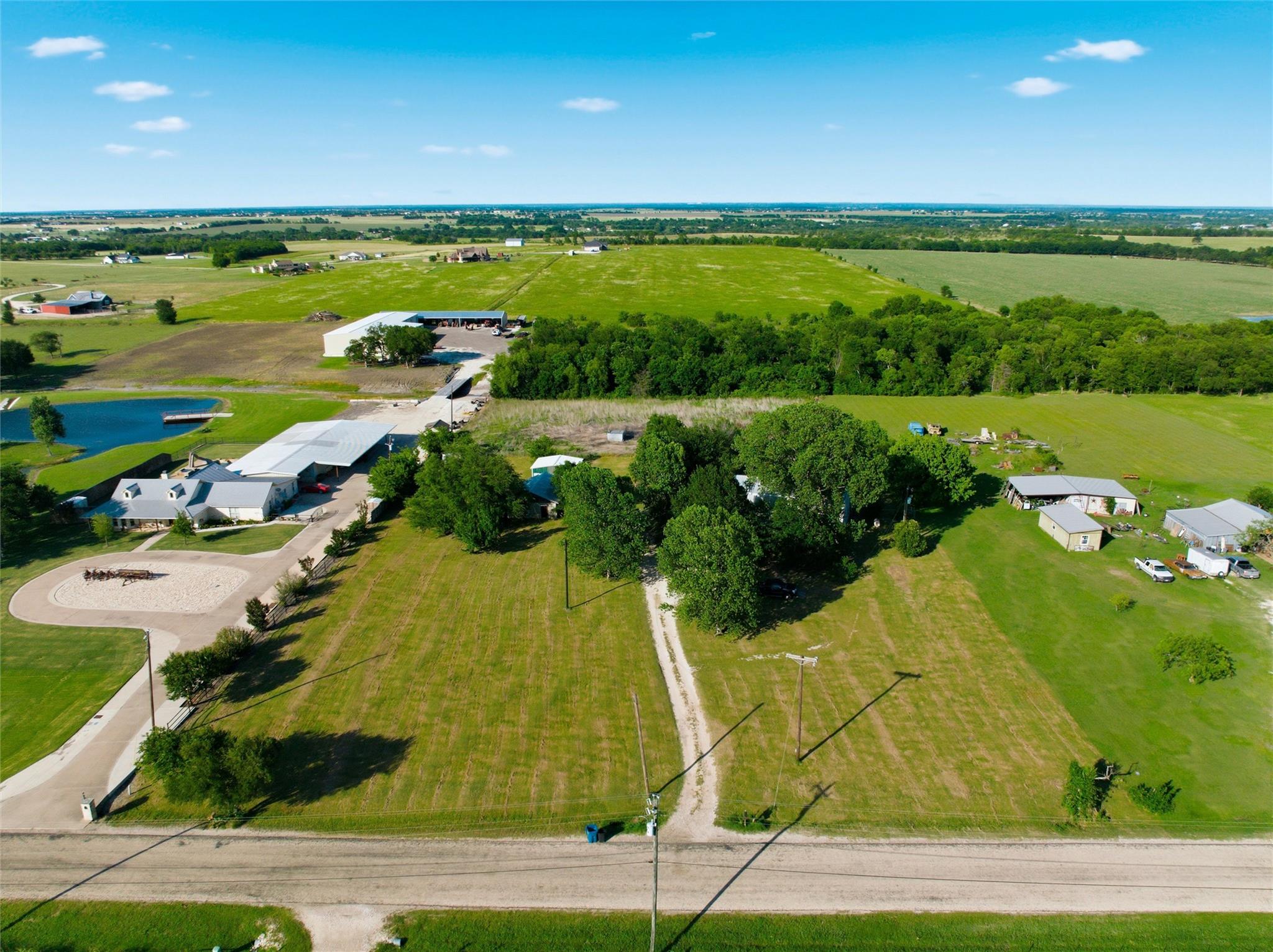 main property photo 29