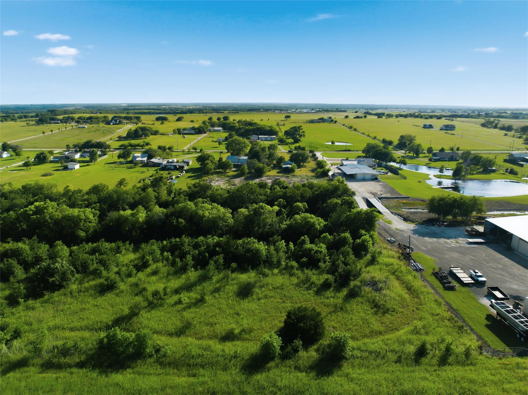 main property photo 34