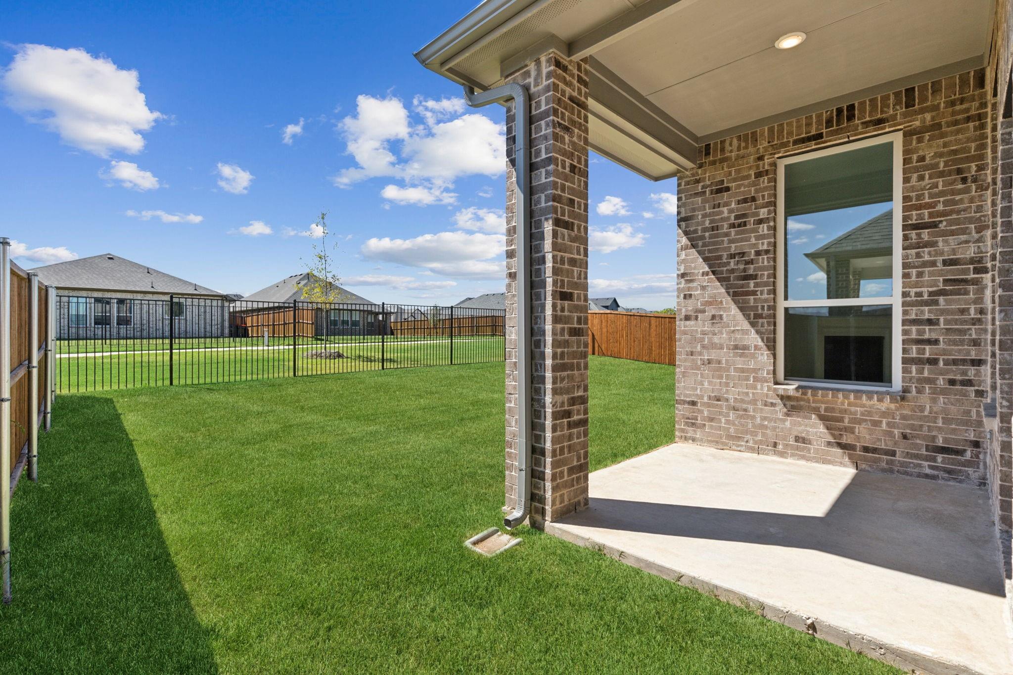 main property photo 20