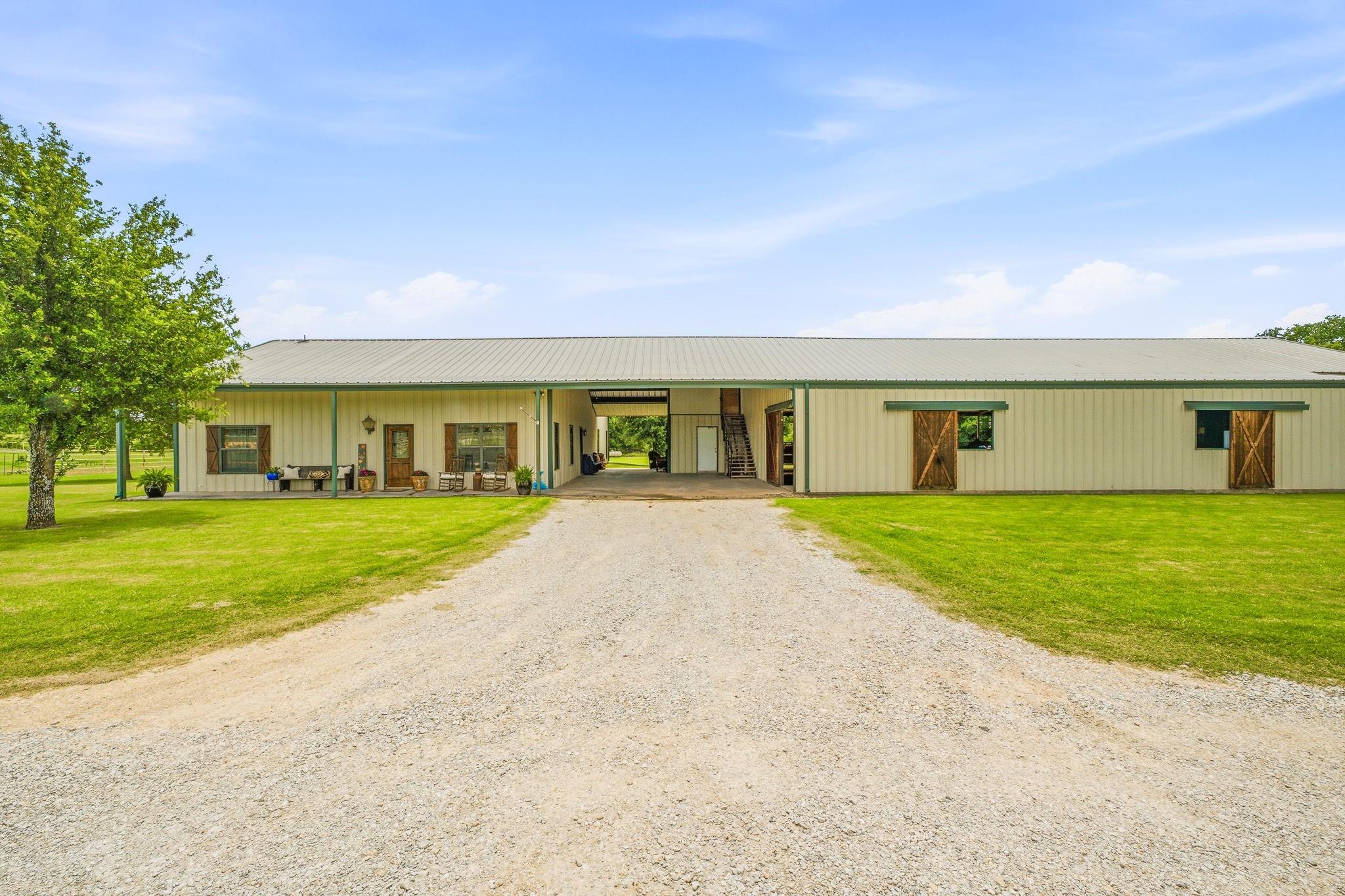 main property photo 37