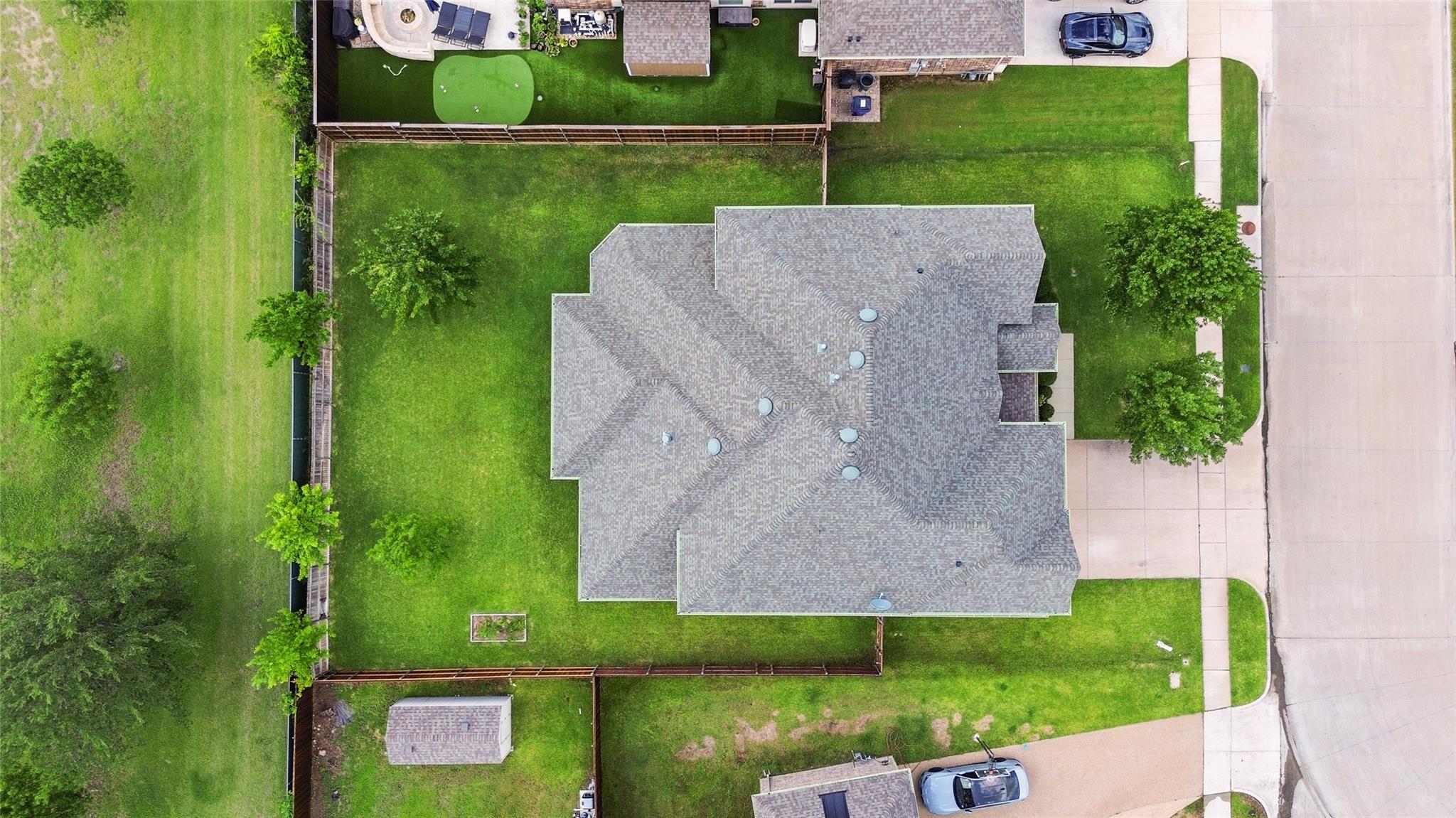 main property photo 38