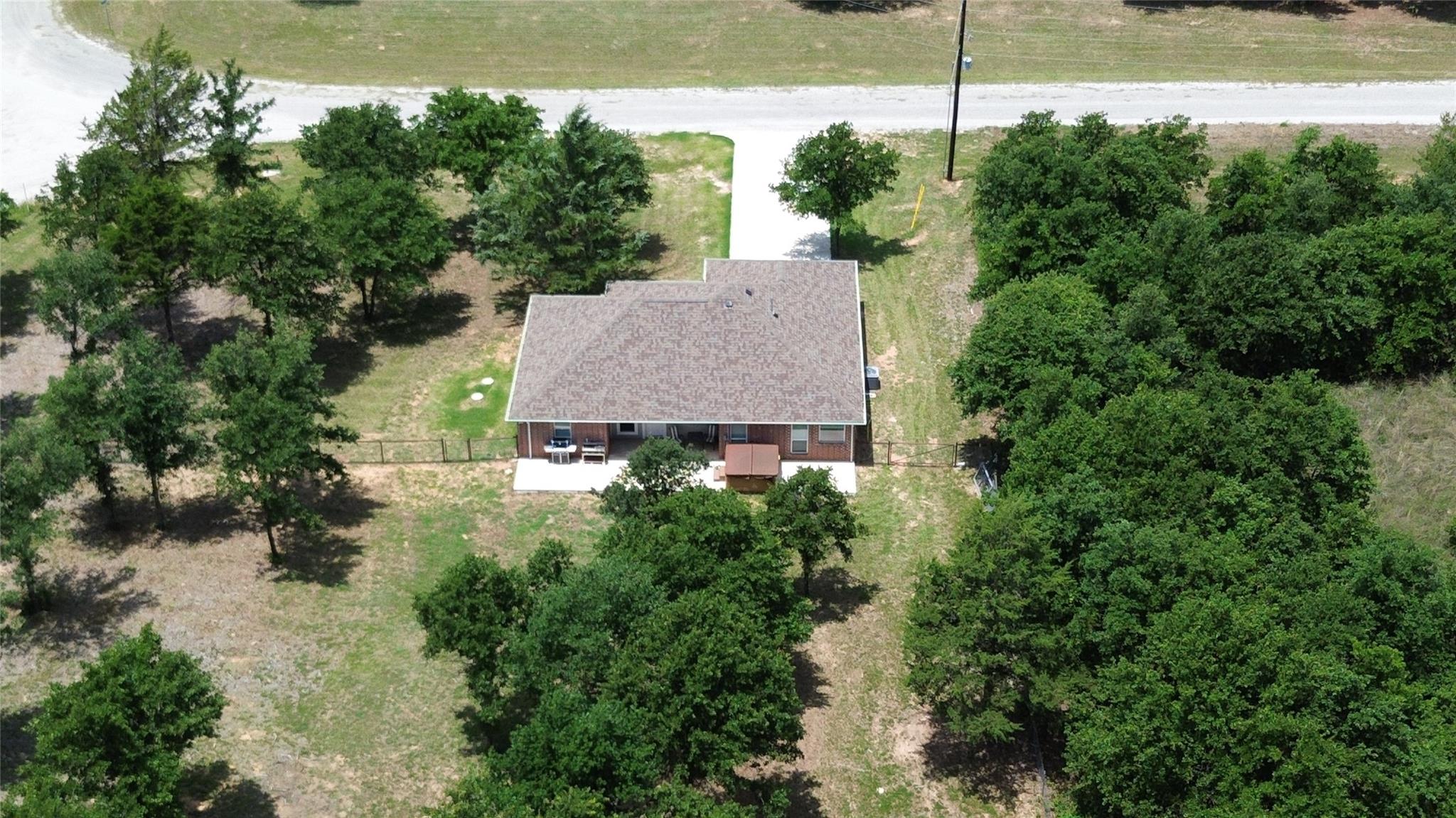 main property photo 34