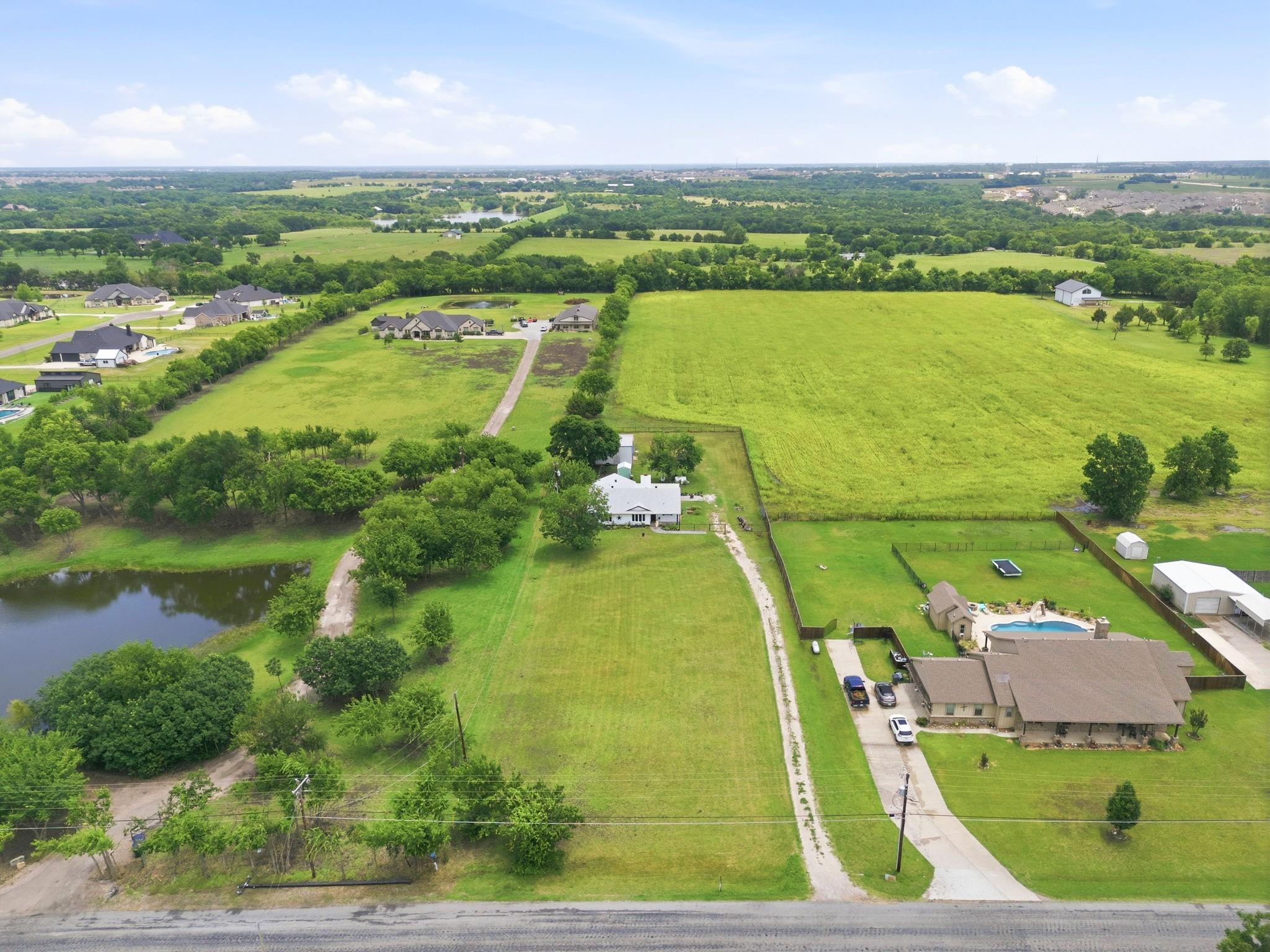main property photo 27