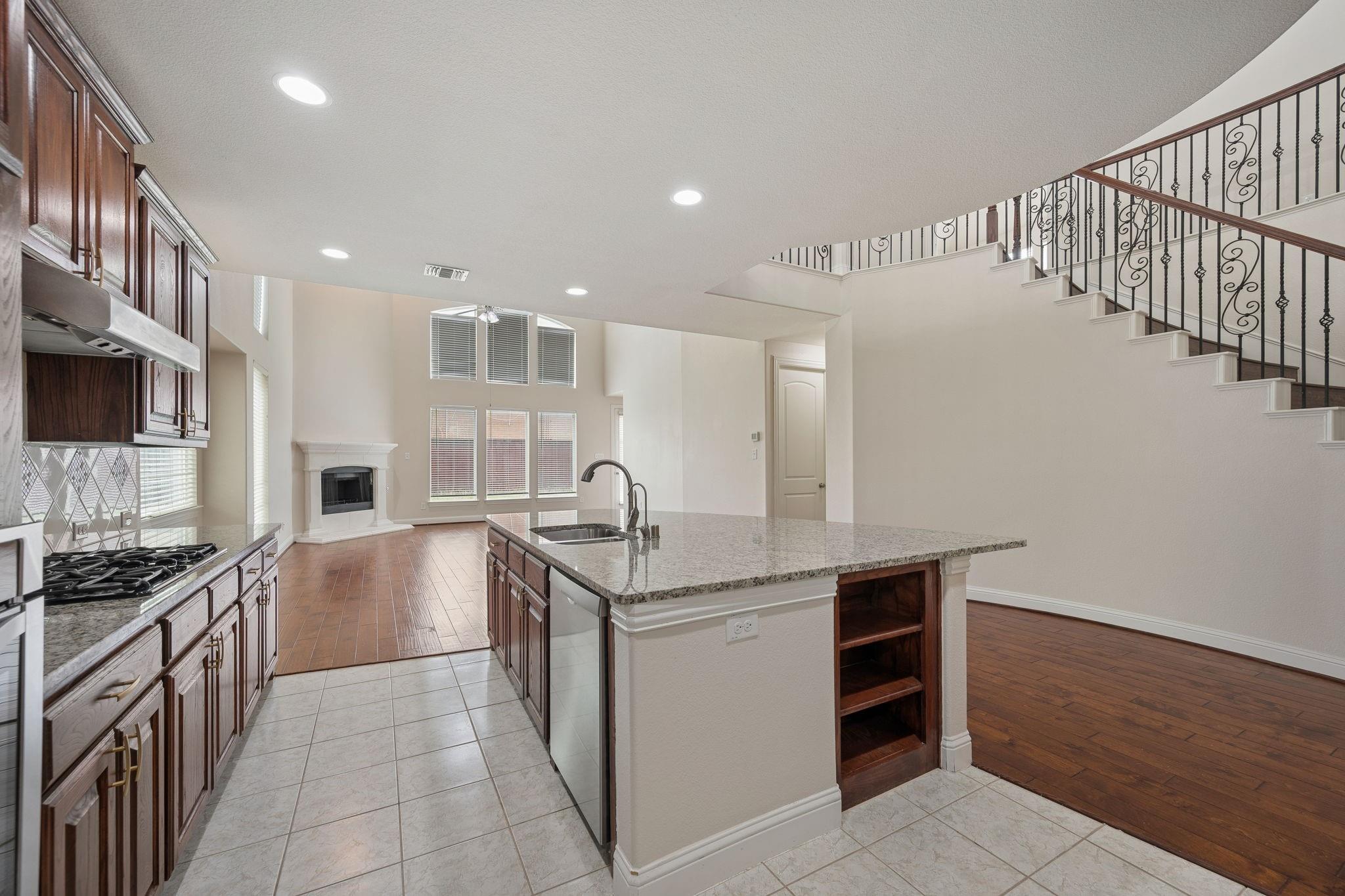 property viewer photo 21