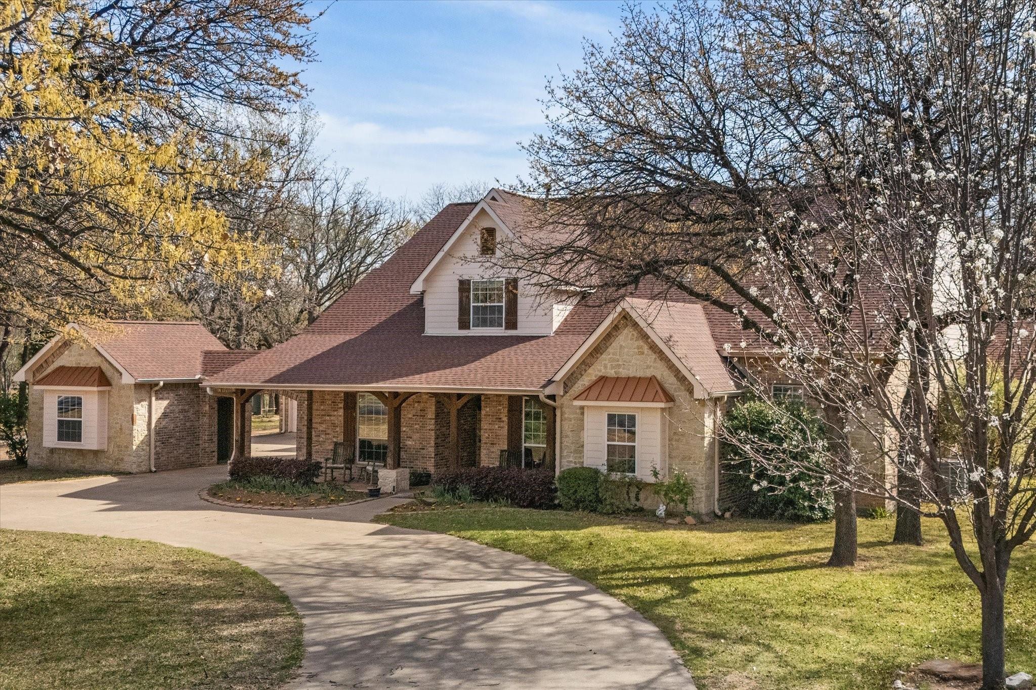 main property photo 28