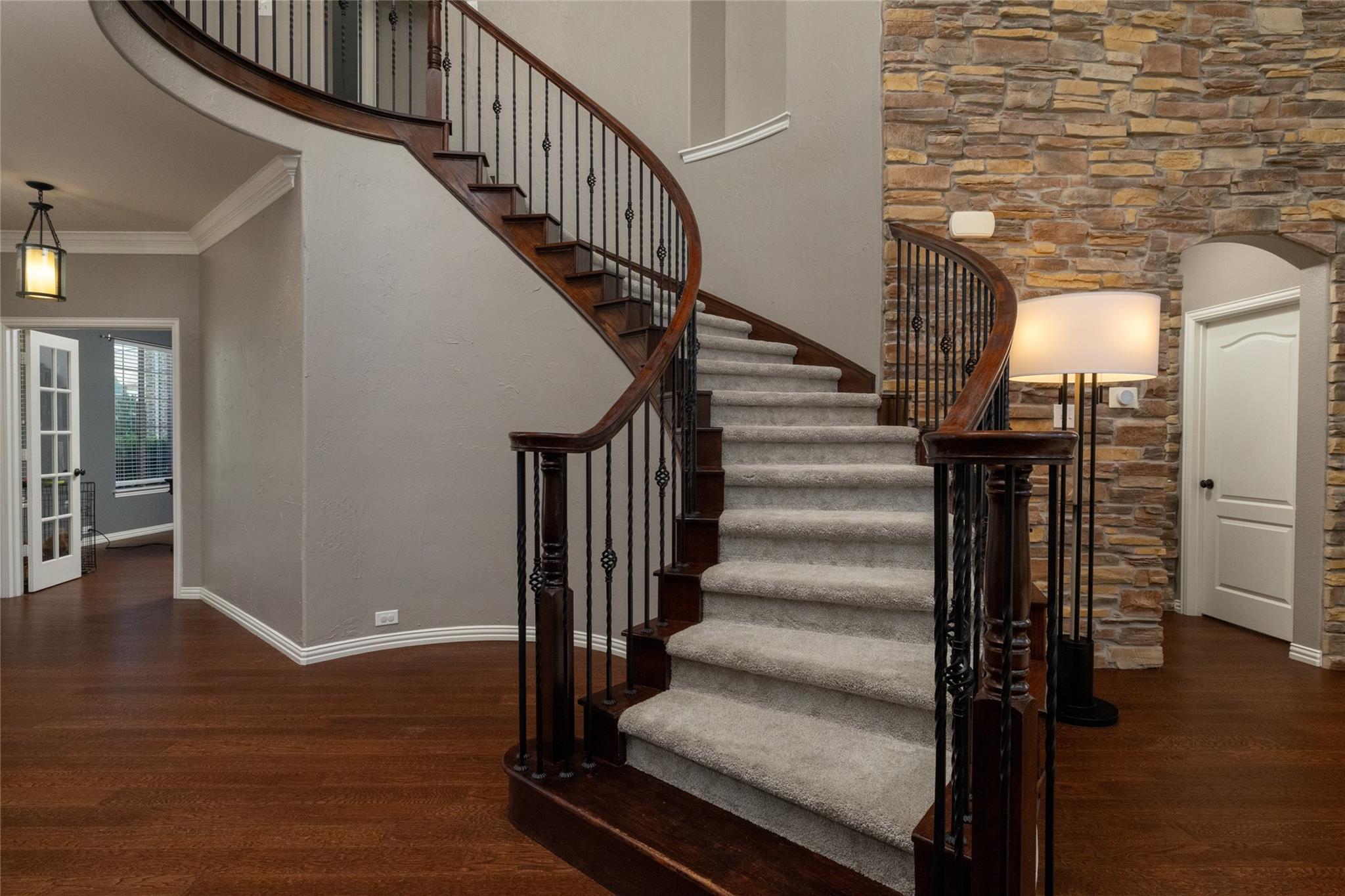 main property photo 20