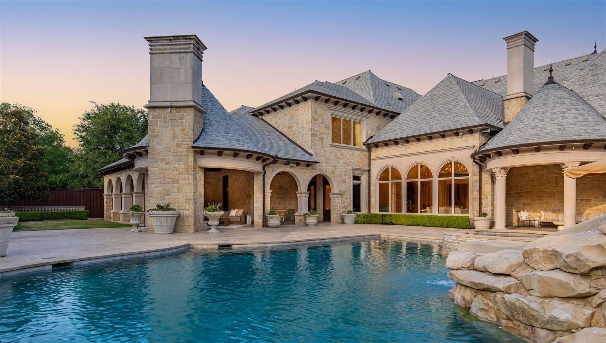 main property photo 36