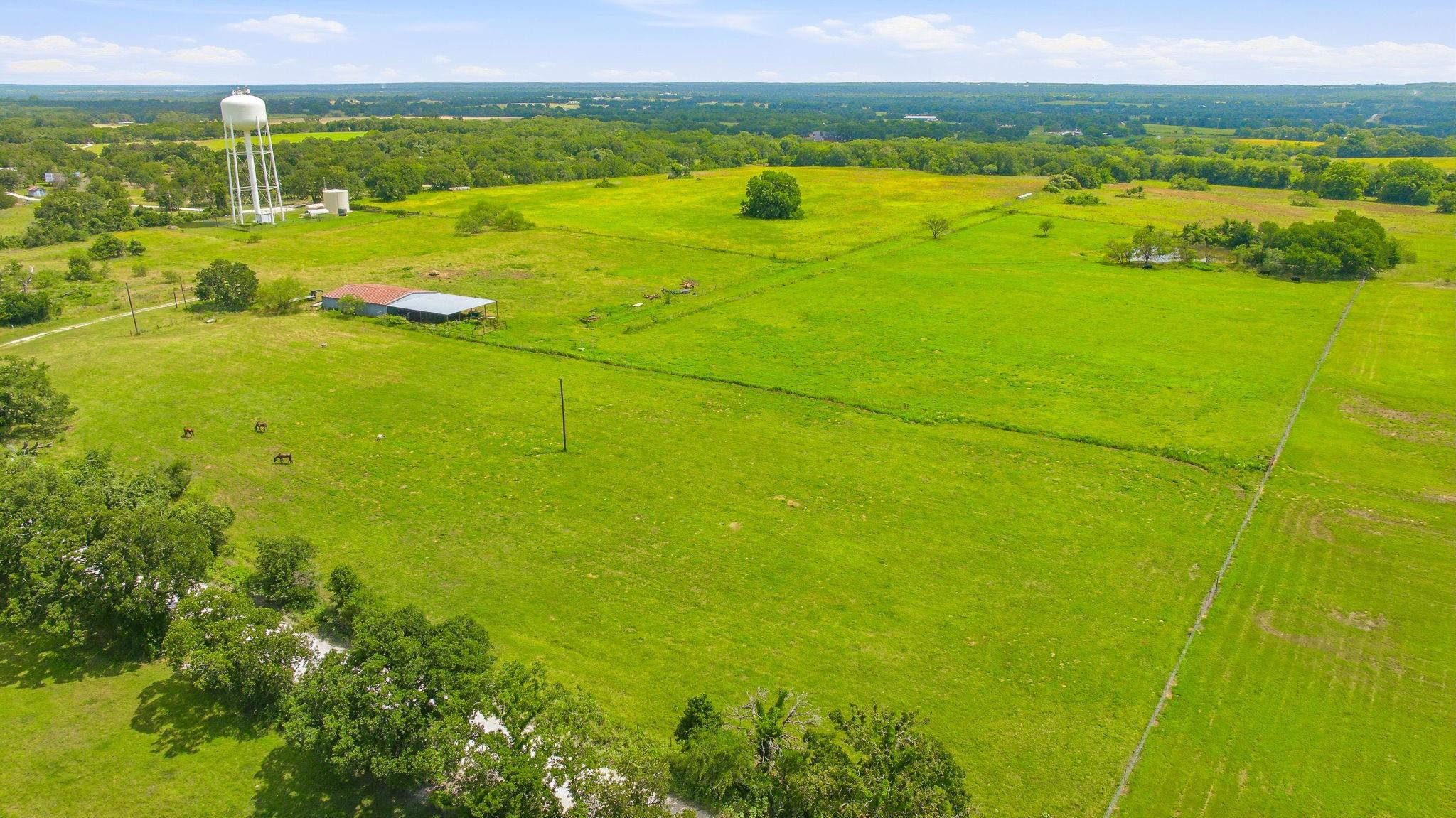 main property photo 4
