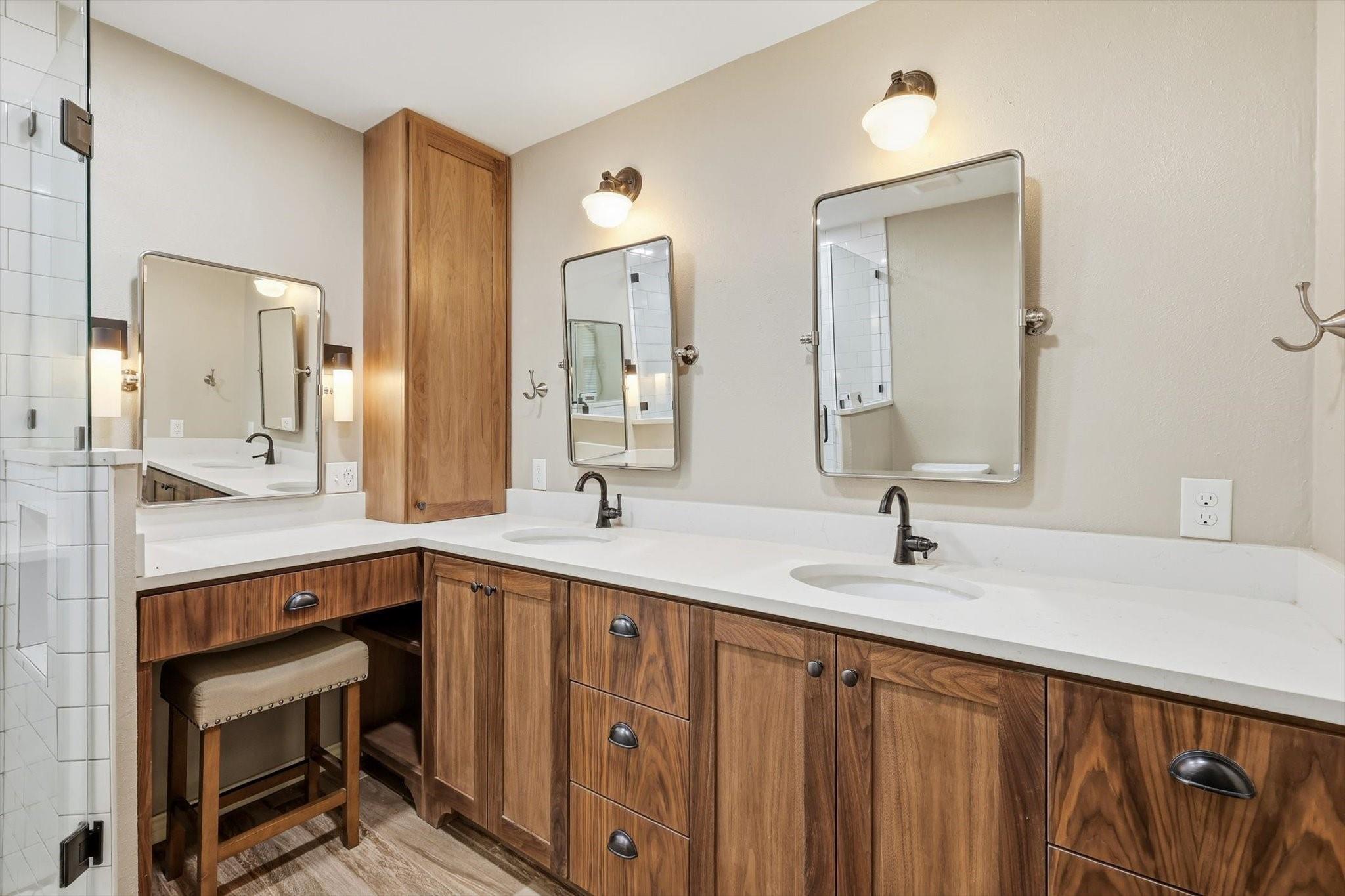 property viewer photo 17