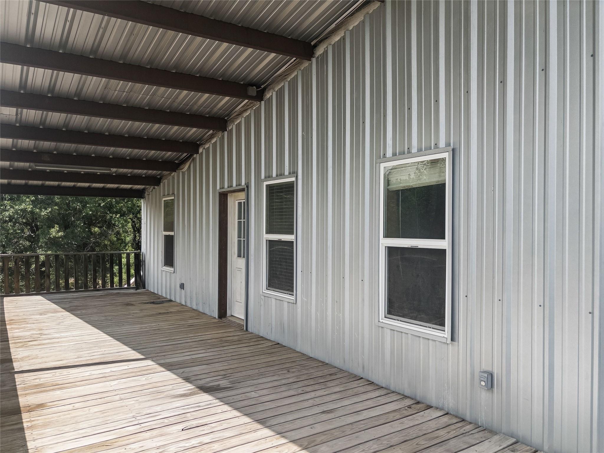 main property photo 20