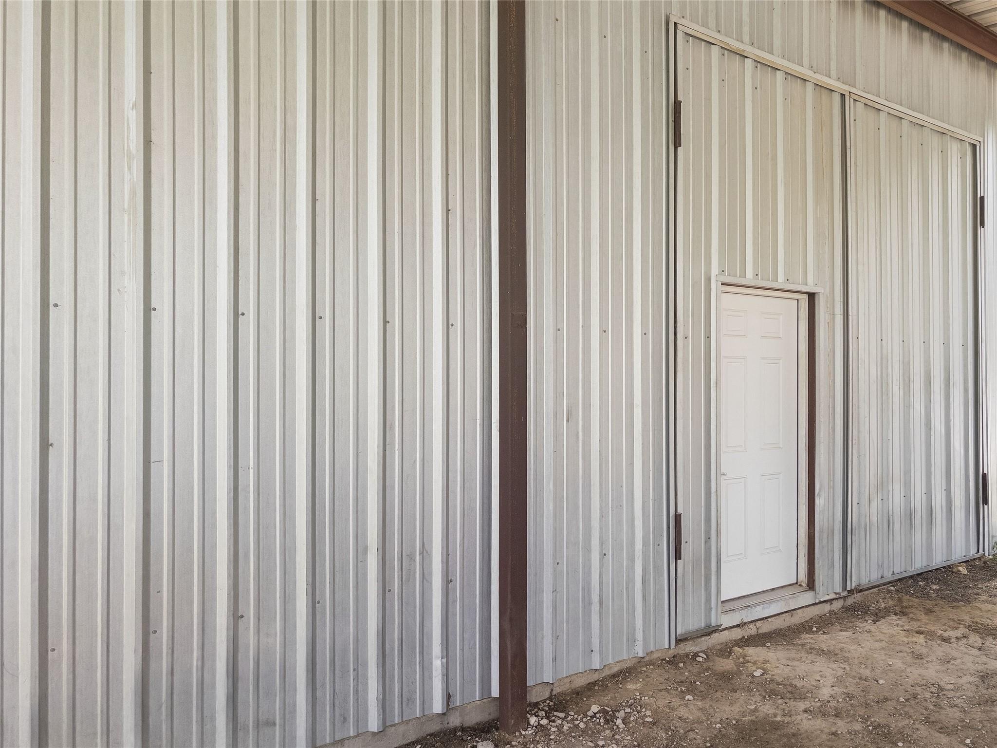 main property photo 34