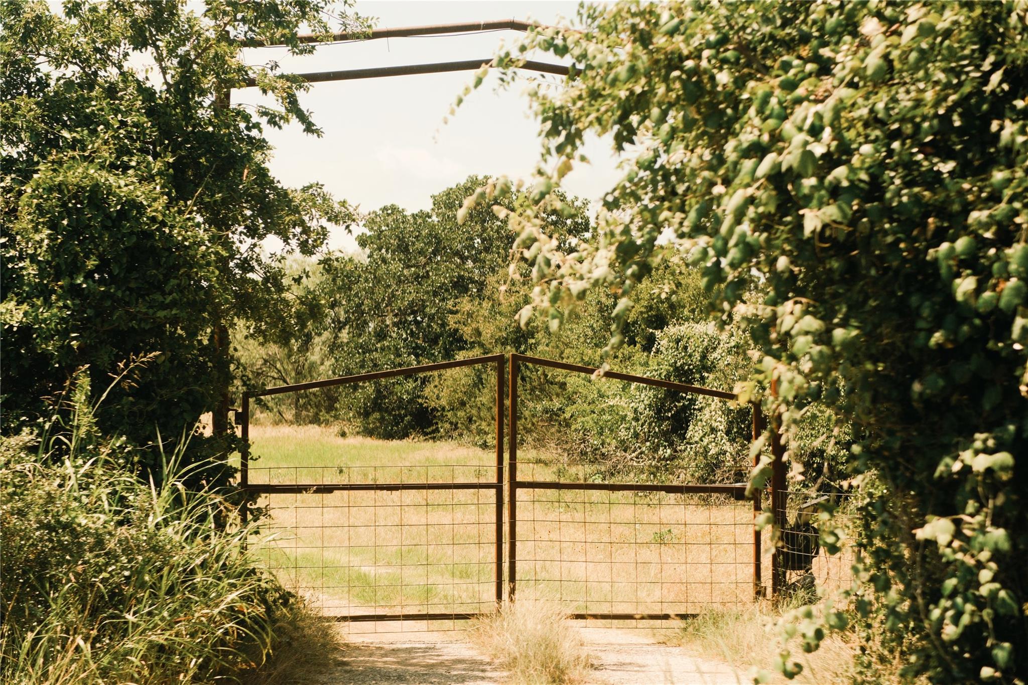 main property photo 36