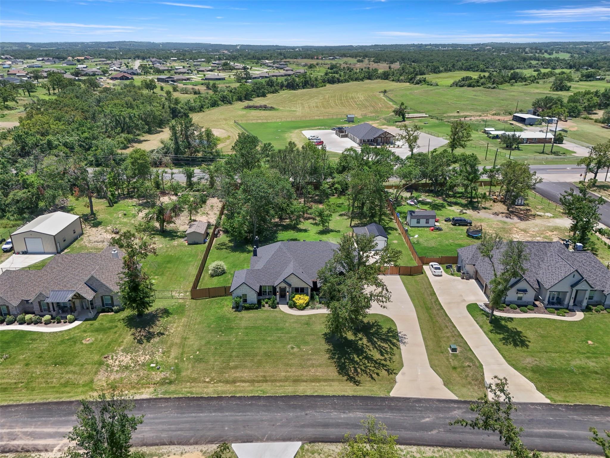 main property photo 34