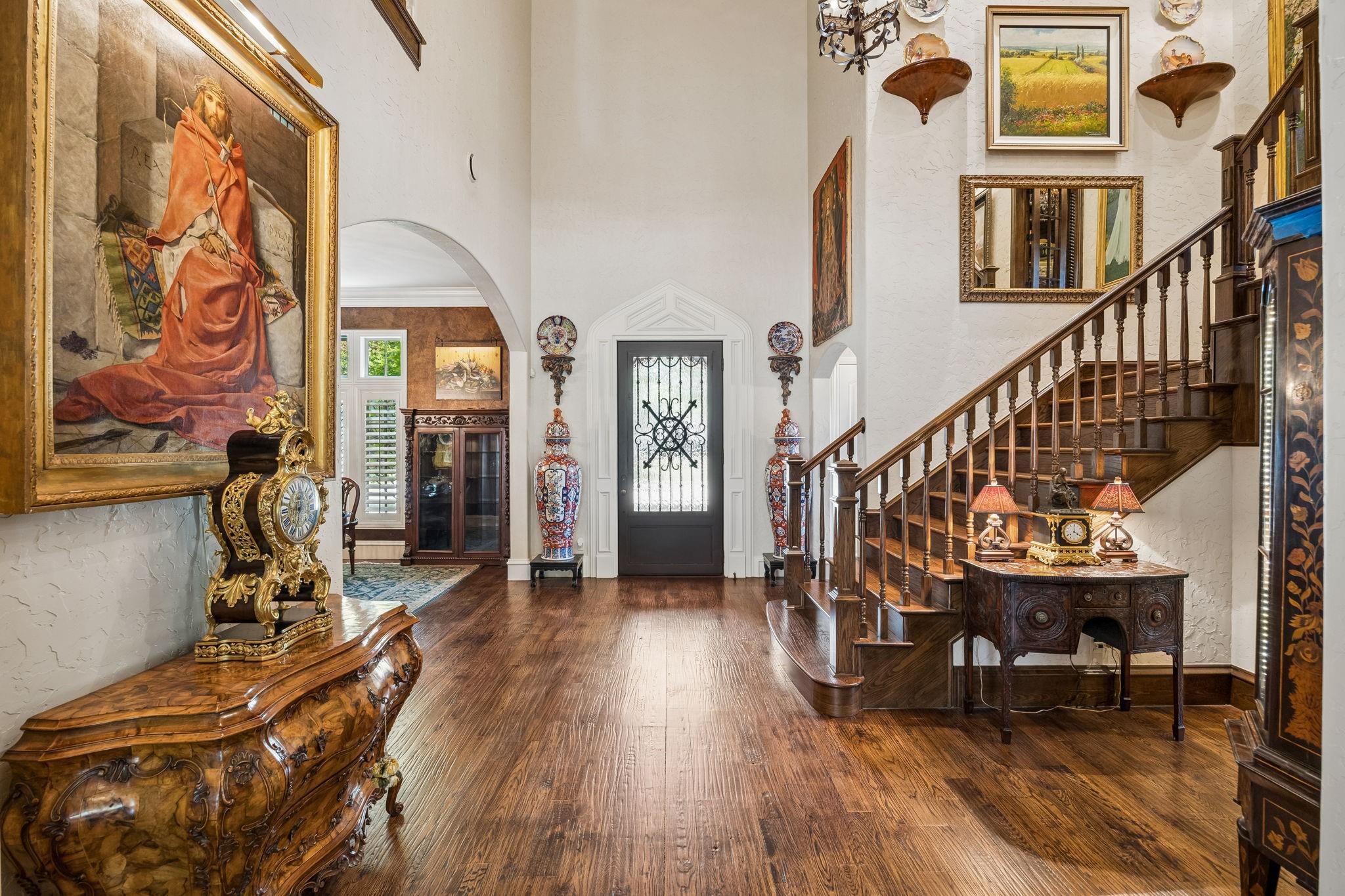 main property photo 10