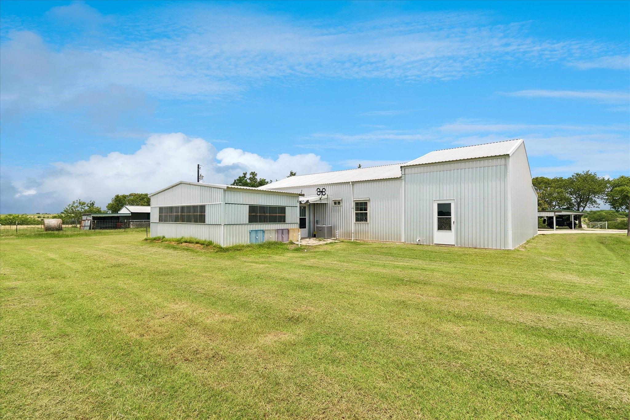 main property photo 34