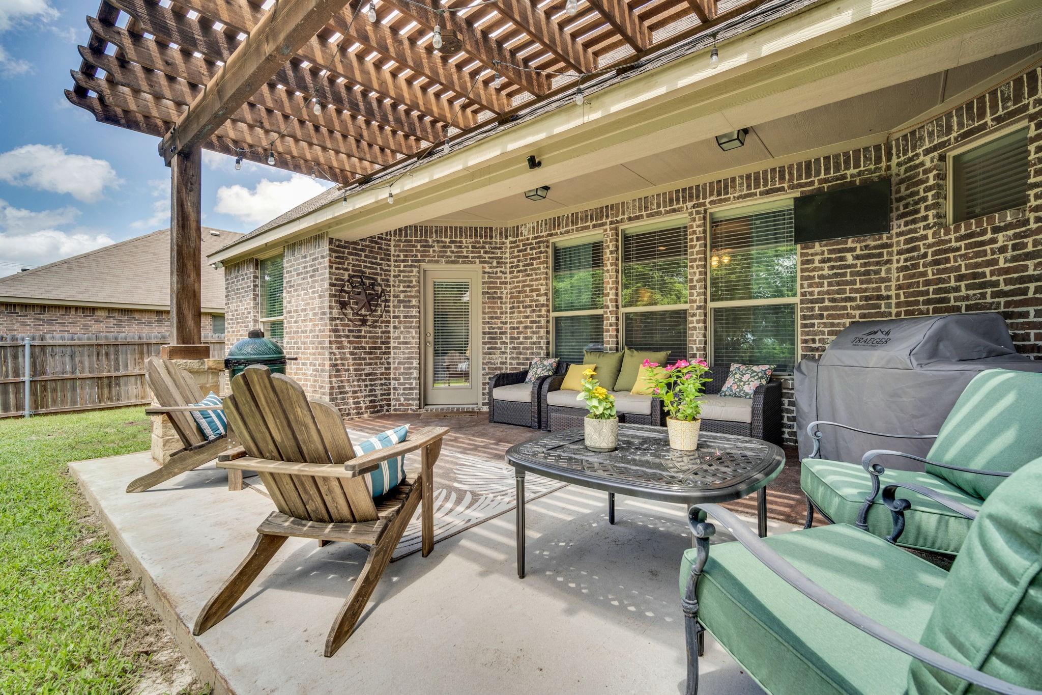 main property photo 29