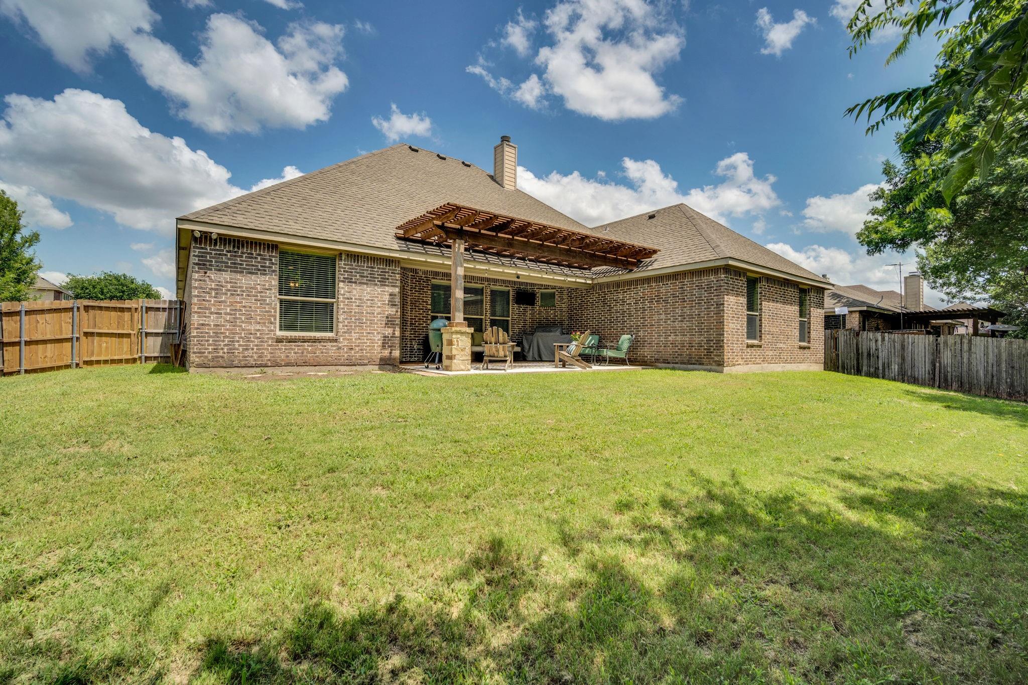 main property photo 33
