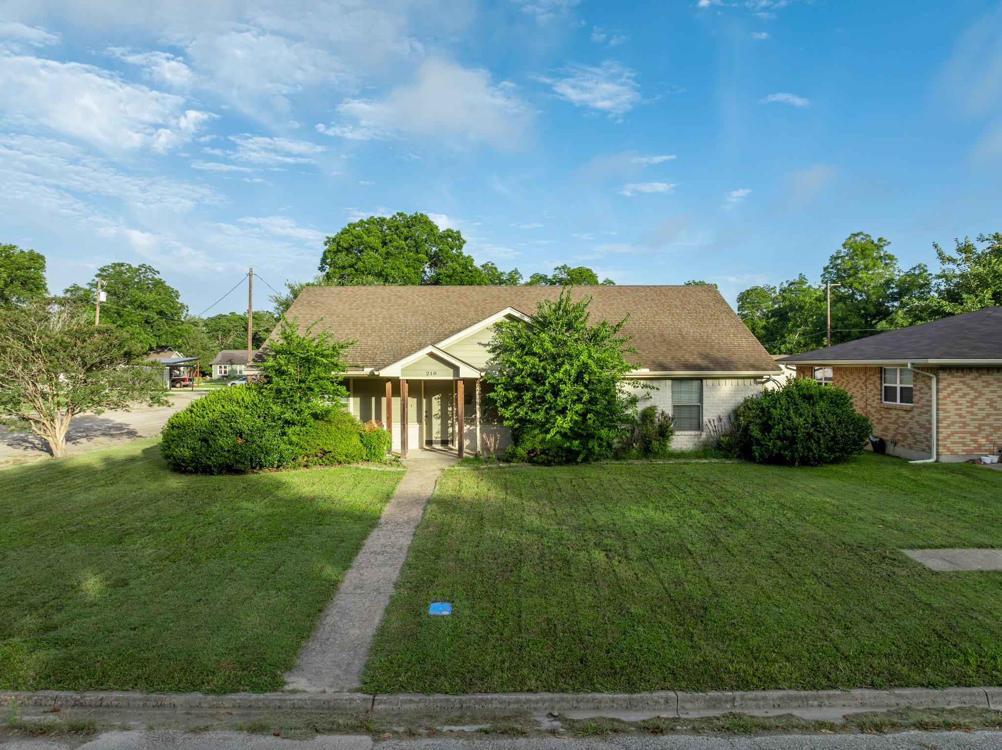 main property photo 1