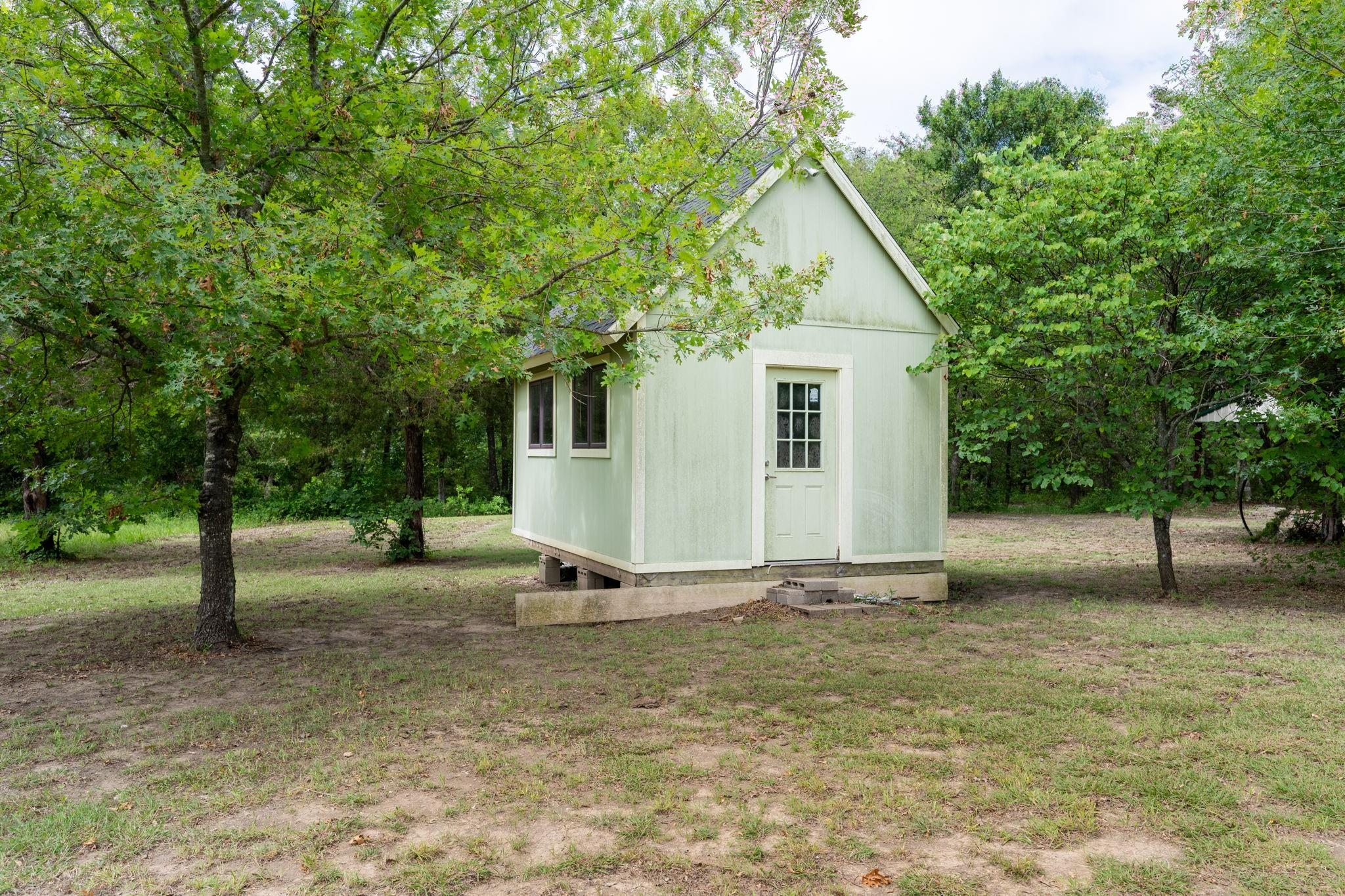 main property photo 30