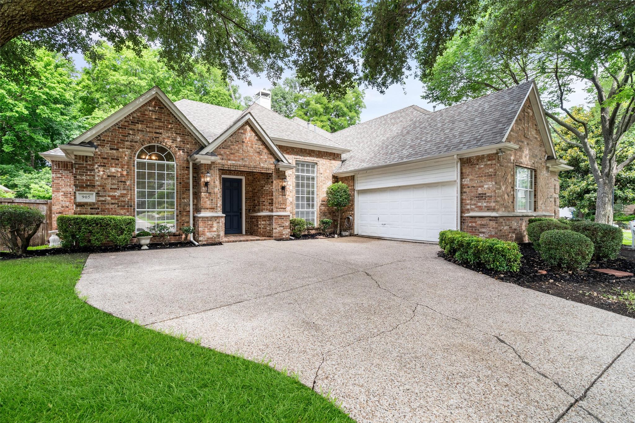 main property photo 3