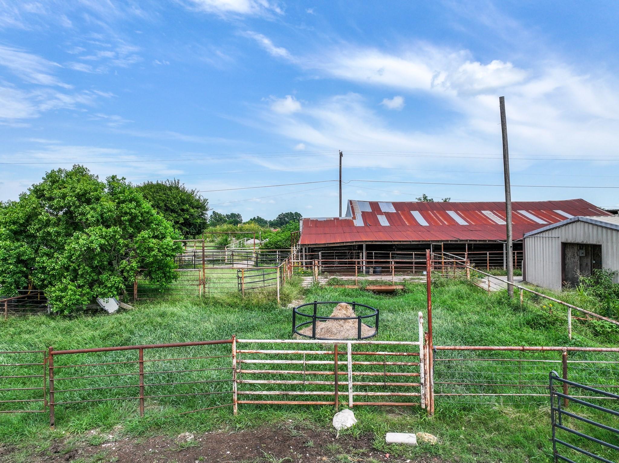 main property photo 29