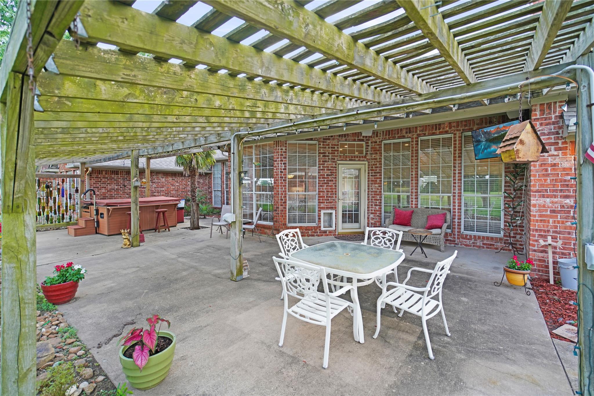main property photo 27