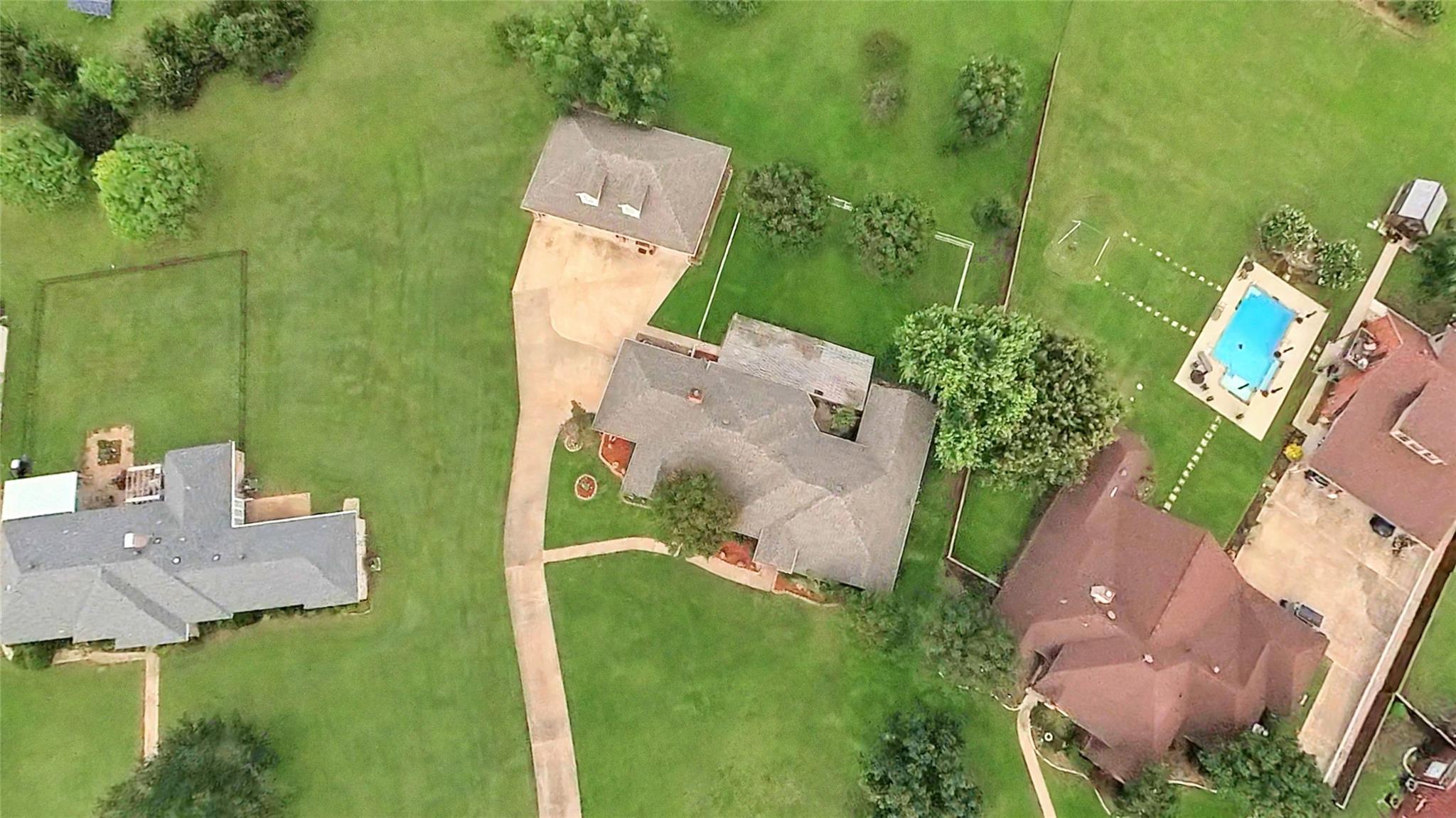 main property photo 38