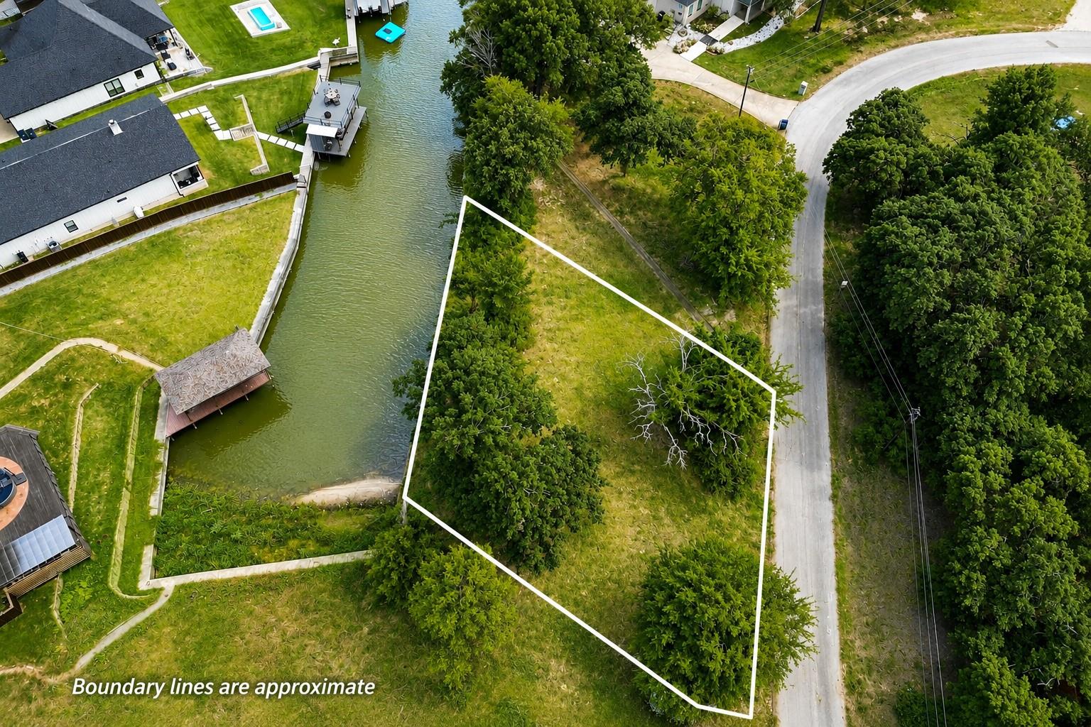 main property photo 7