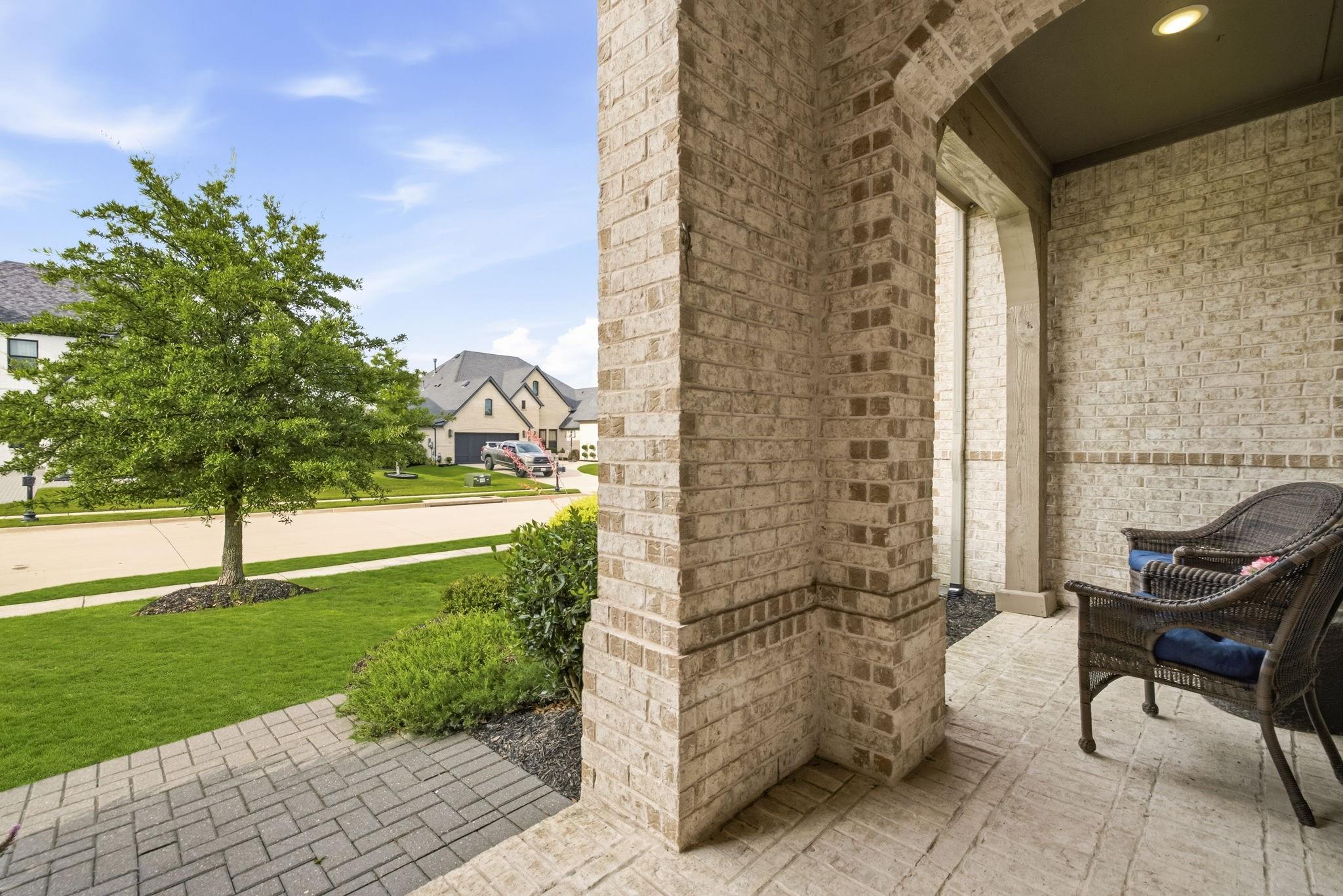 main property photo 4