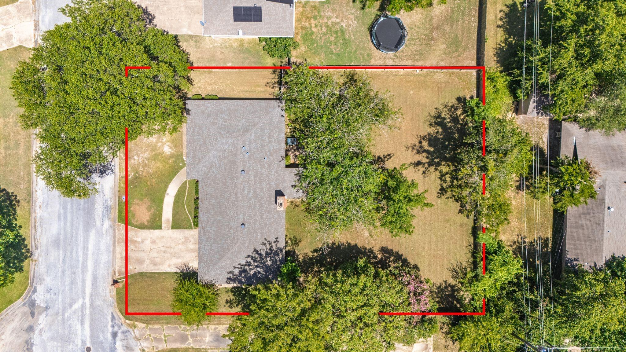 main property photo 32