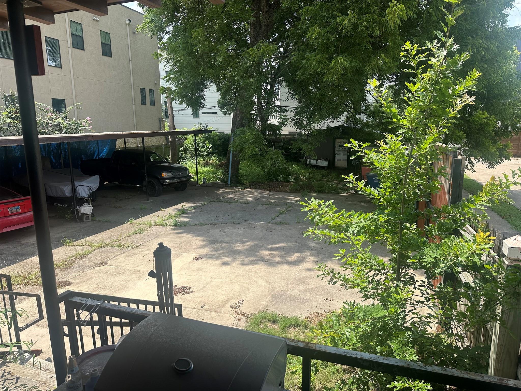 main property photo 19