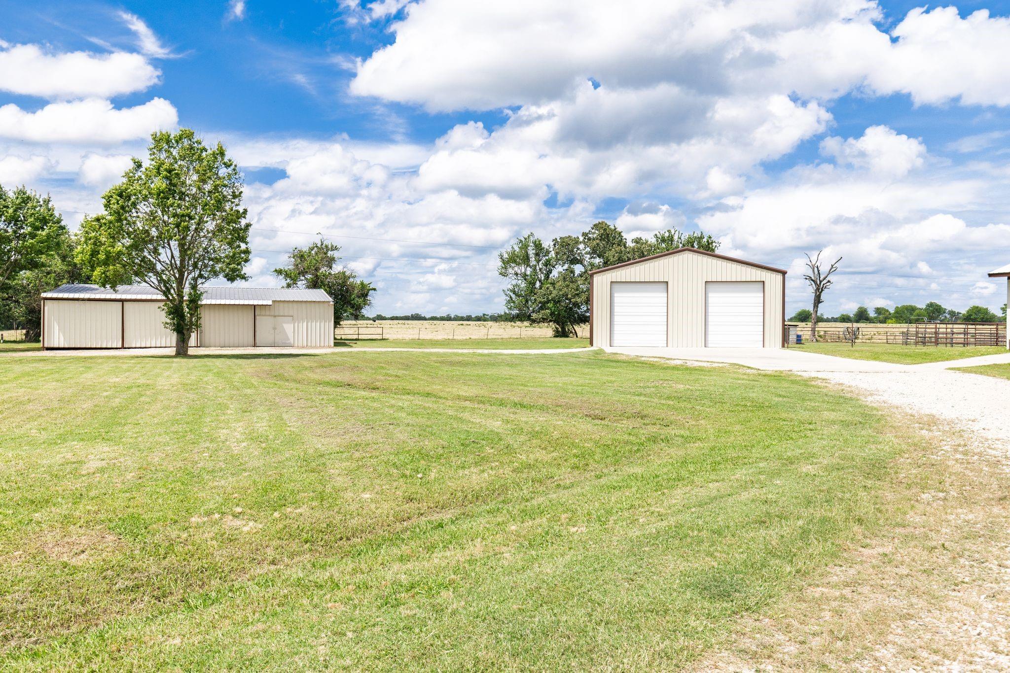 main property photo 37