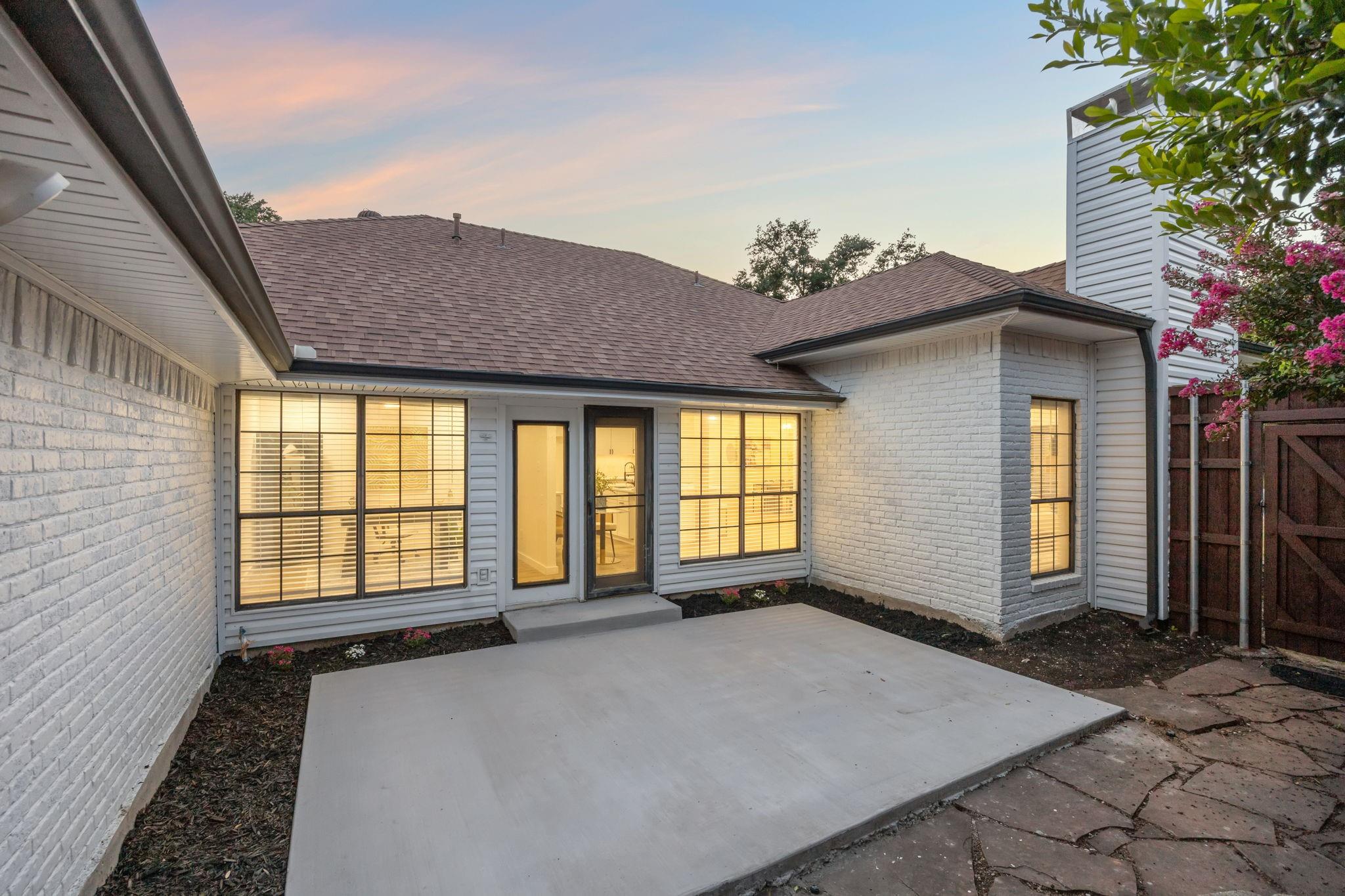 property viewer photo 26