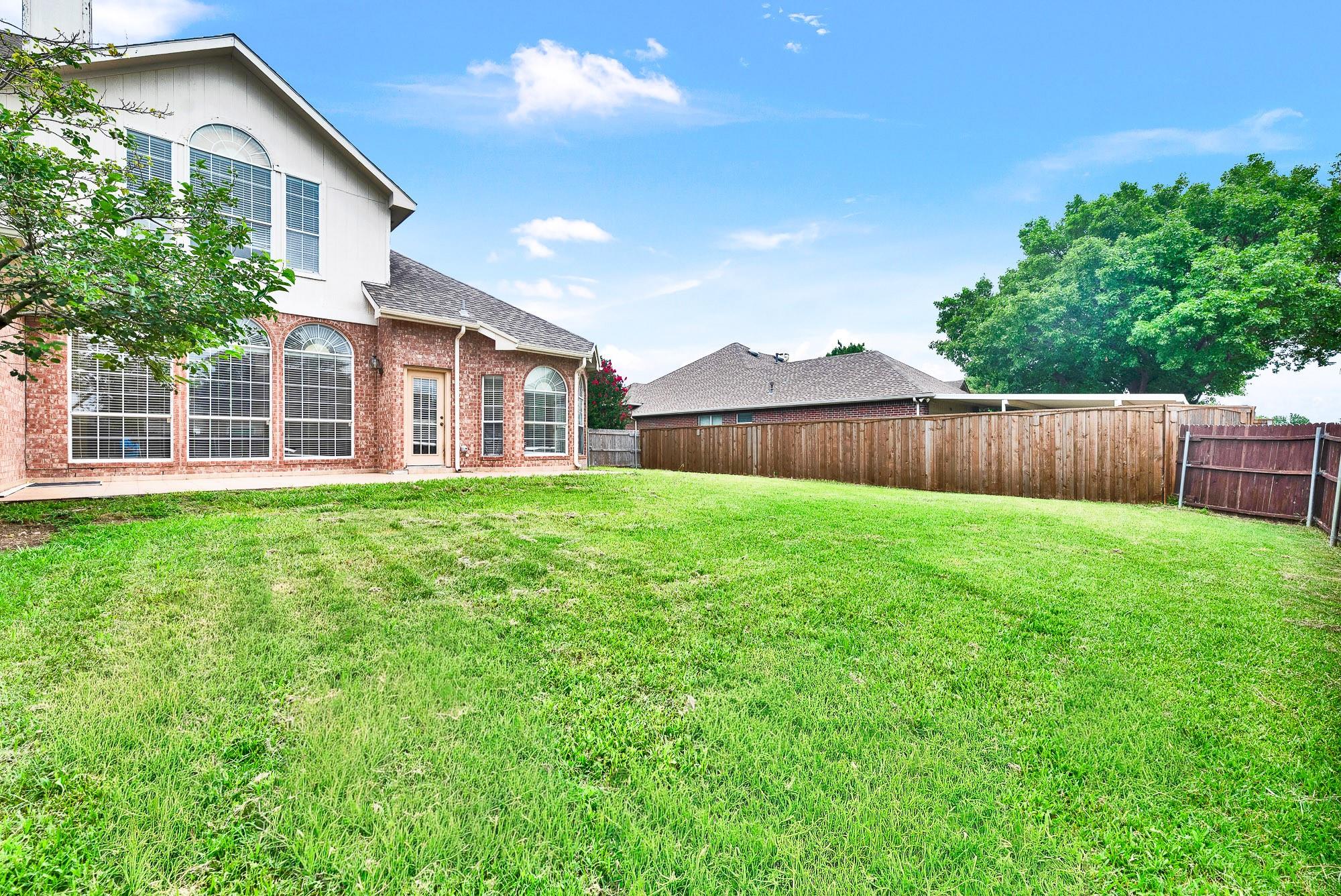main property photo 37