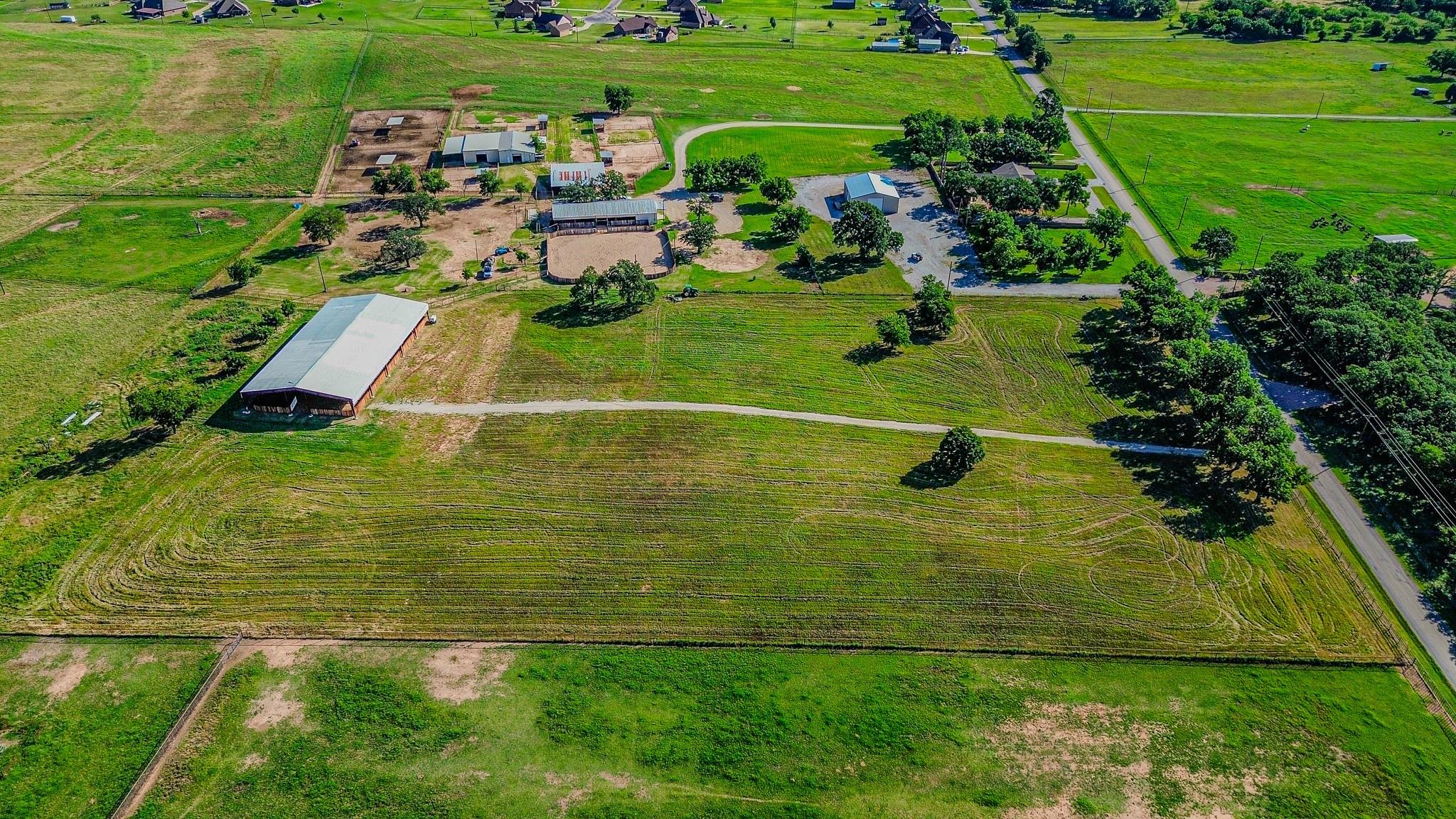 main property photo 12