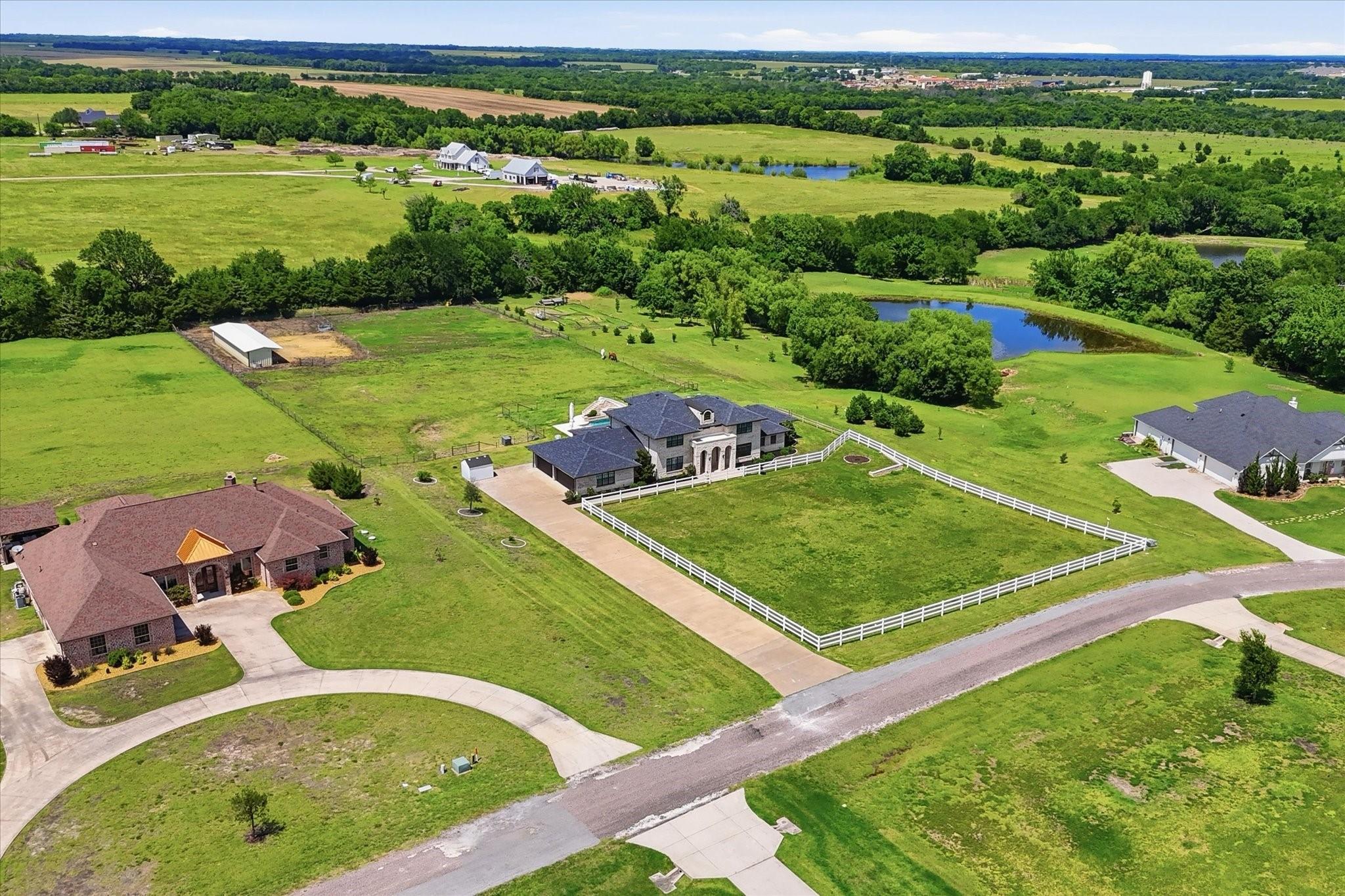 main property photo 2