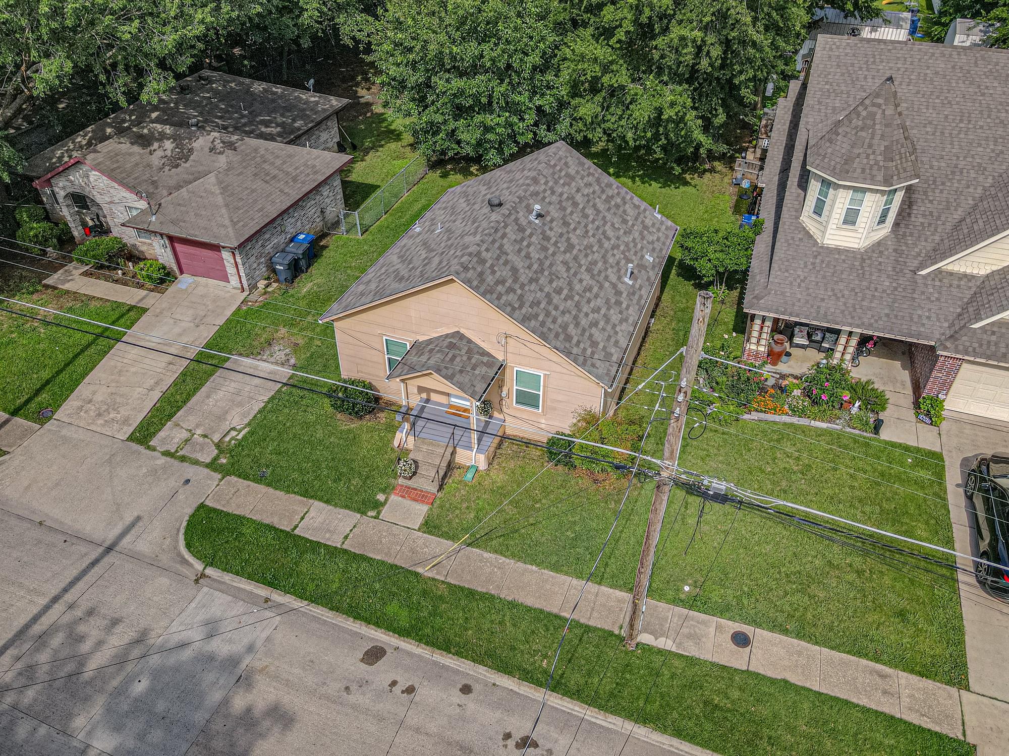 main property photo 24